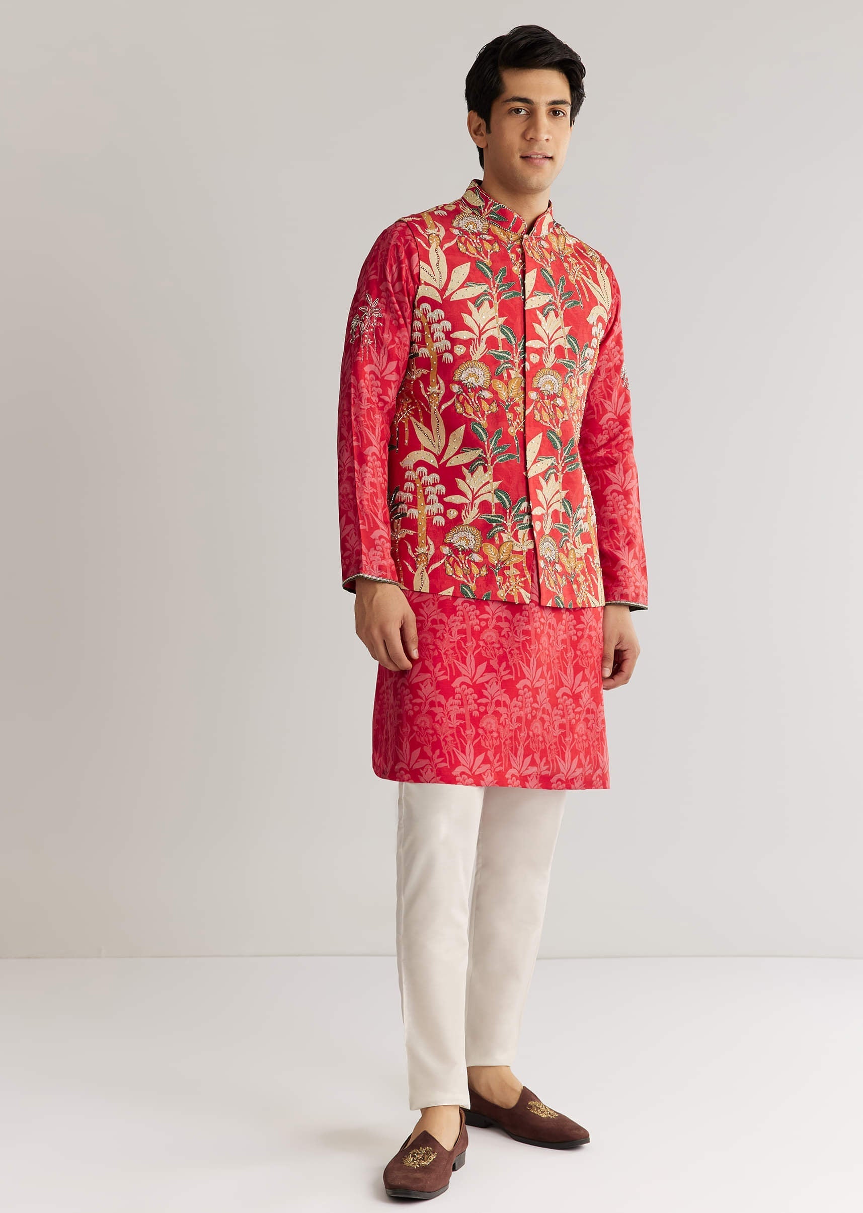red-silk-3d-crystal-pearl-floral-kurta-jacket-set-sg323496-4_38c8cb87-e375-435e-895a-32b94fa26fb7.jpg