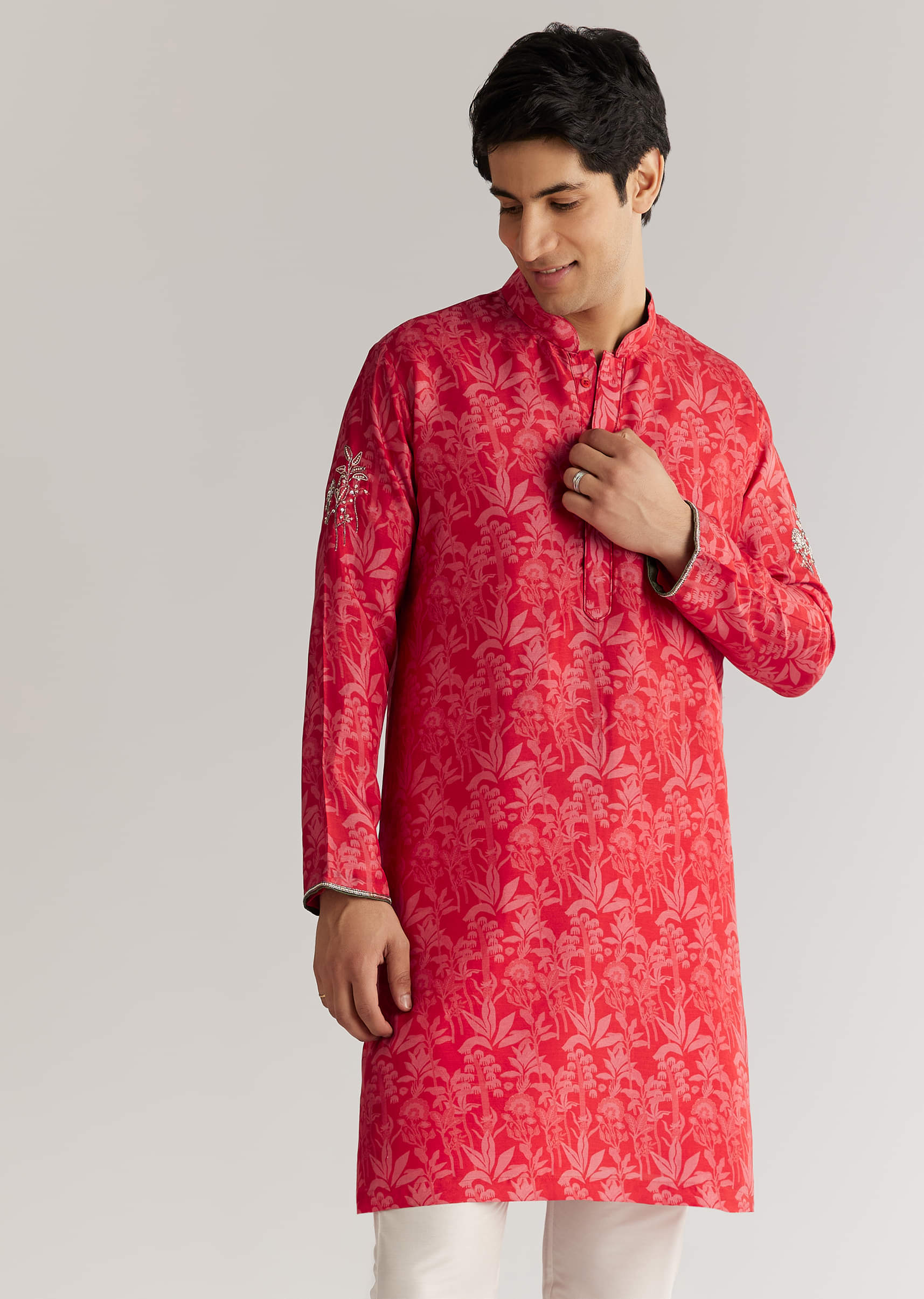 red-silk-3d-crystal-pearl-floral-kurta-jacket-set-sg323496-6_57911685-cb3b-4f9e-ab8b-c61212d4566e.jpg