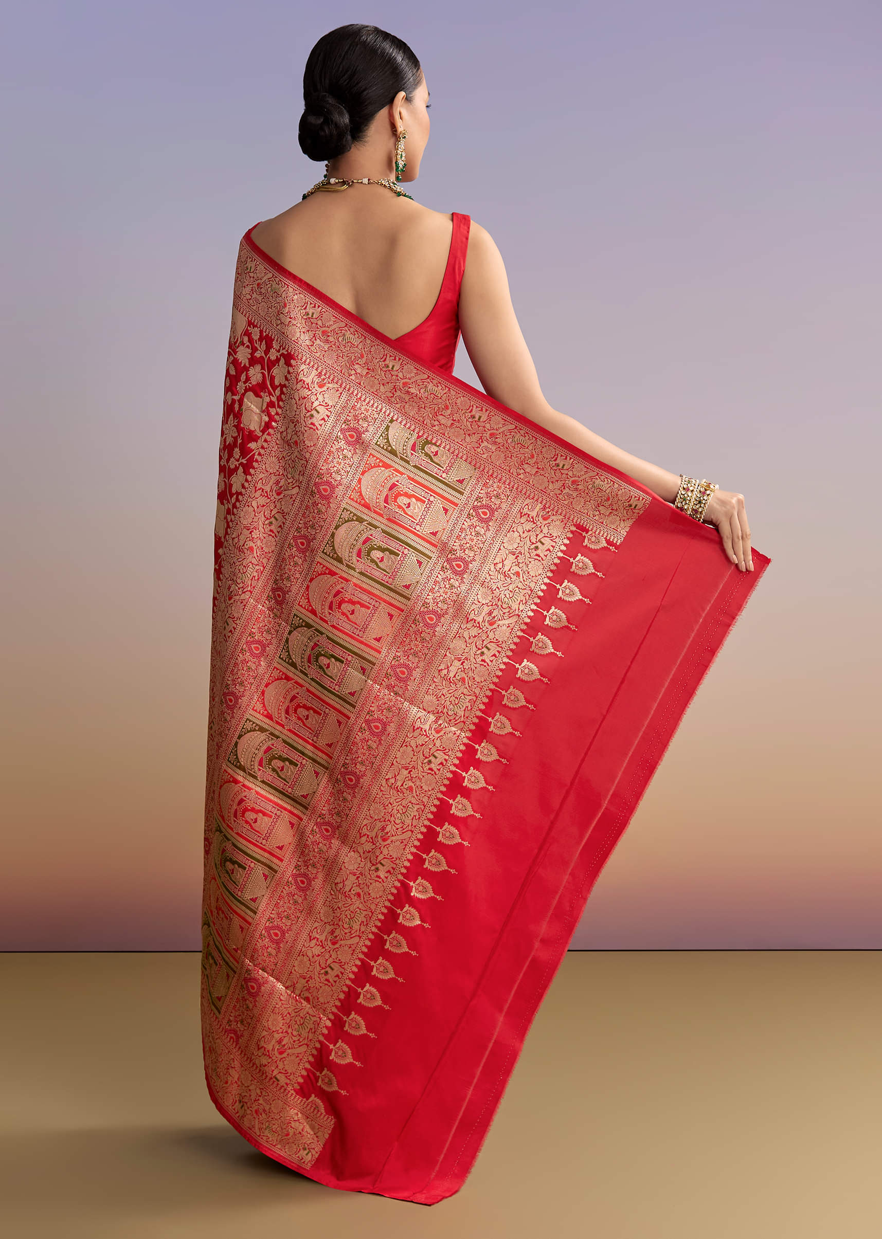 red-silk-handwoven-banarasi-saree-with-floral-zari-jaal-work-sg342739-4.jpg