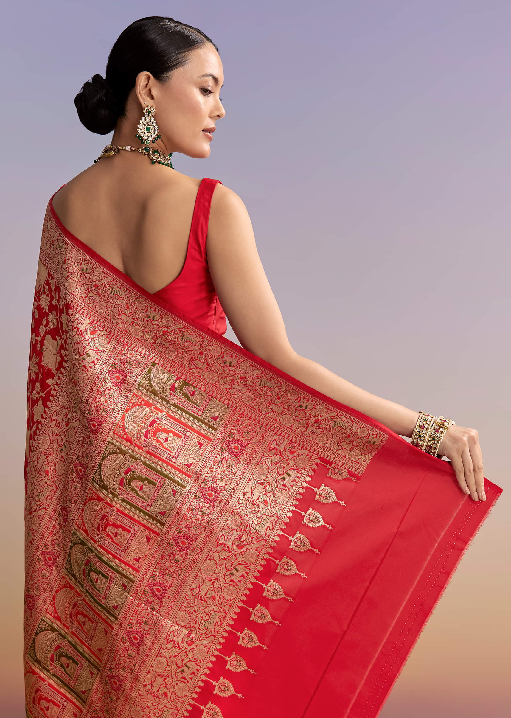 red-silk-handwoven-banarasi-saree-with-floral-zari-jaal-work-sg342739-6.jpg