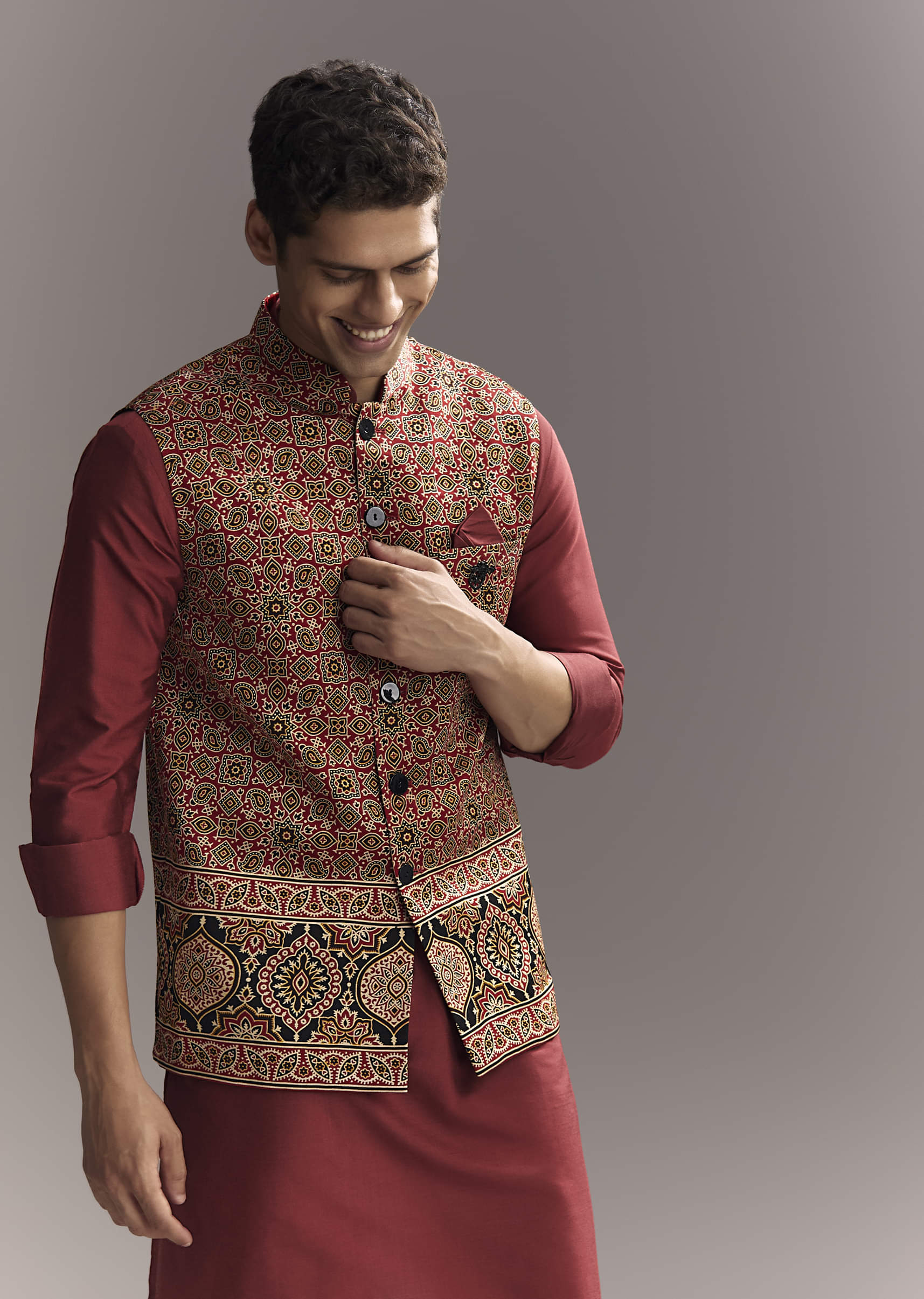 red-silk-kurta-jacket-set-for-men-with-hand-block-ajrakh-print-sg343592-4.jpg