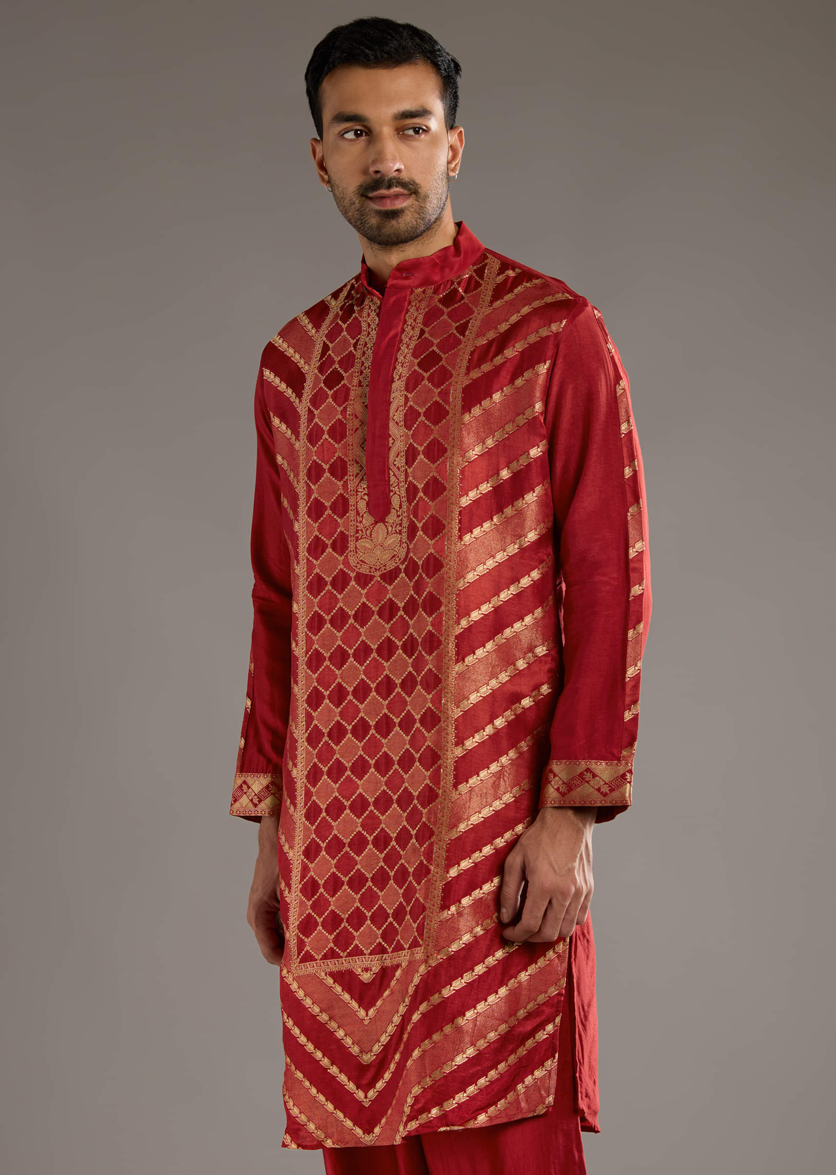 red-silk-kurta-set-for-men-with-handwoven-jacquard-work-sg359372-4.jpg