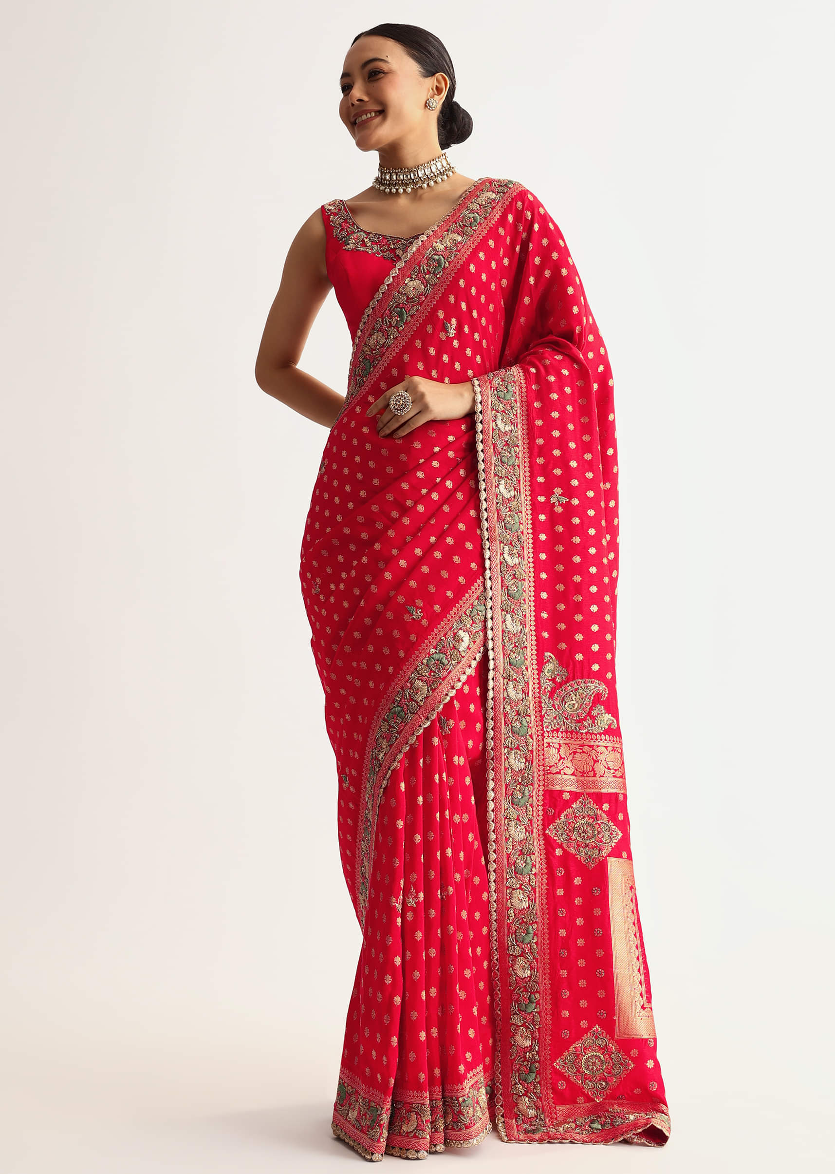 red-silk-saree-with-embroideed-border-and-pallu-sg214727-5_af2cf704-0b9b-4a4b-b142-0e317bc258fa.jpg