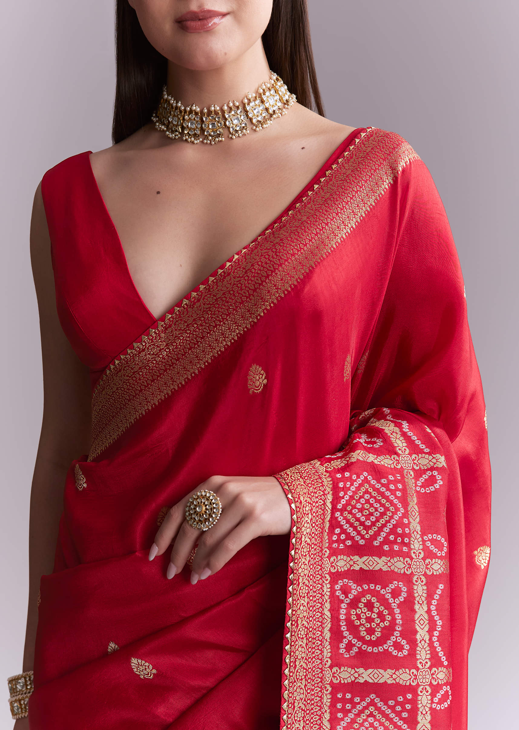 red-silk-woven-saree-with-booti-work-and-bandhani-motifs-sg351914-2.jpg