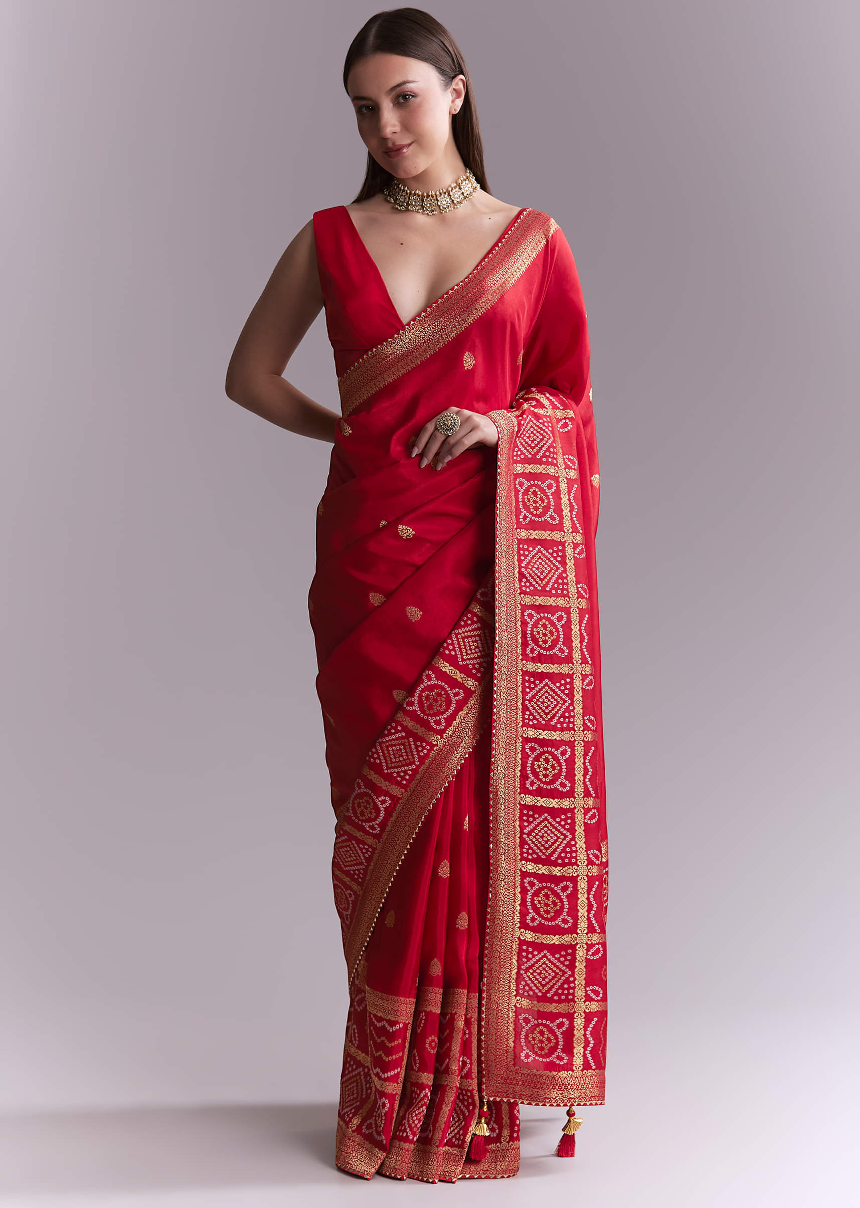 red-silk-woven-saree-with-booti-work-and-bandhani-motifs-sg351914-3.jpg