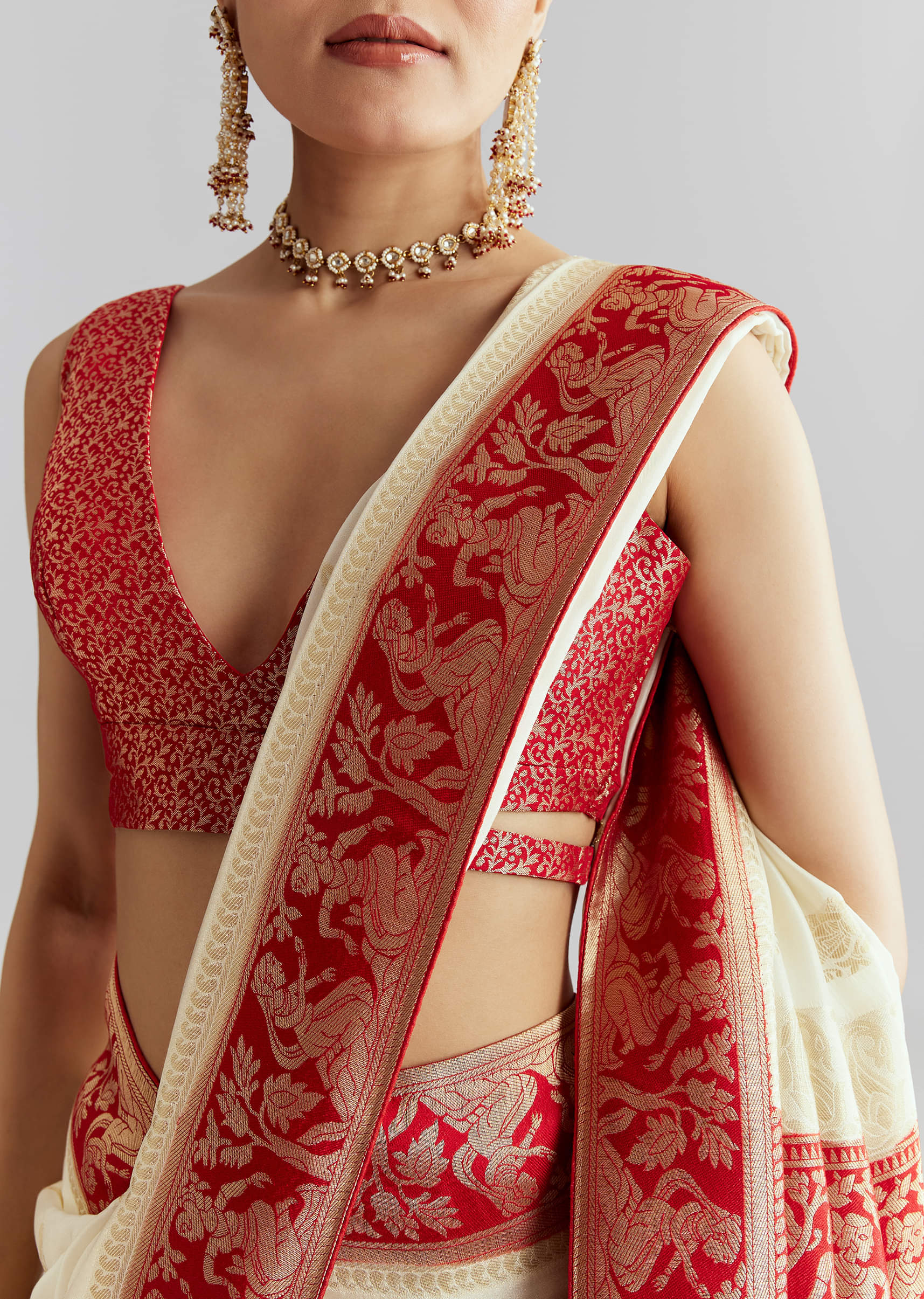 red-silk-woven-saree-with-traditional-human-motifs-and-brocade-work-sg350496-2.jpg