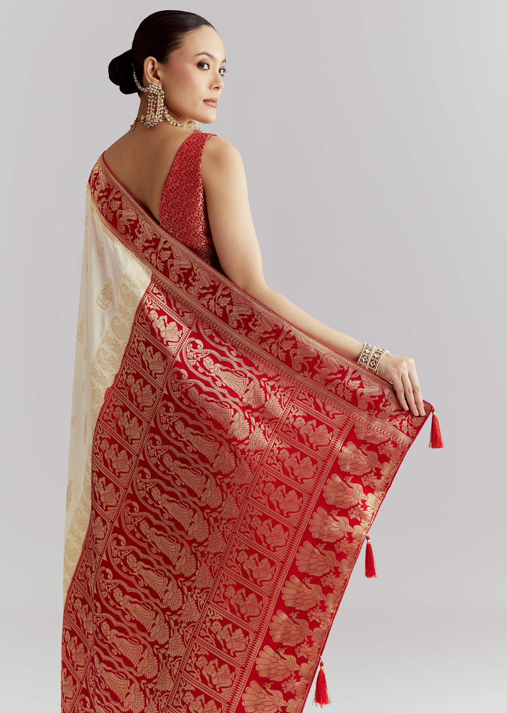 red-silk-woven-saree-with-traditional-human-motifs-and-brocade-work-sg350496-6.jpg