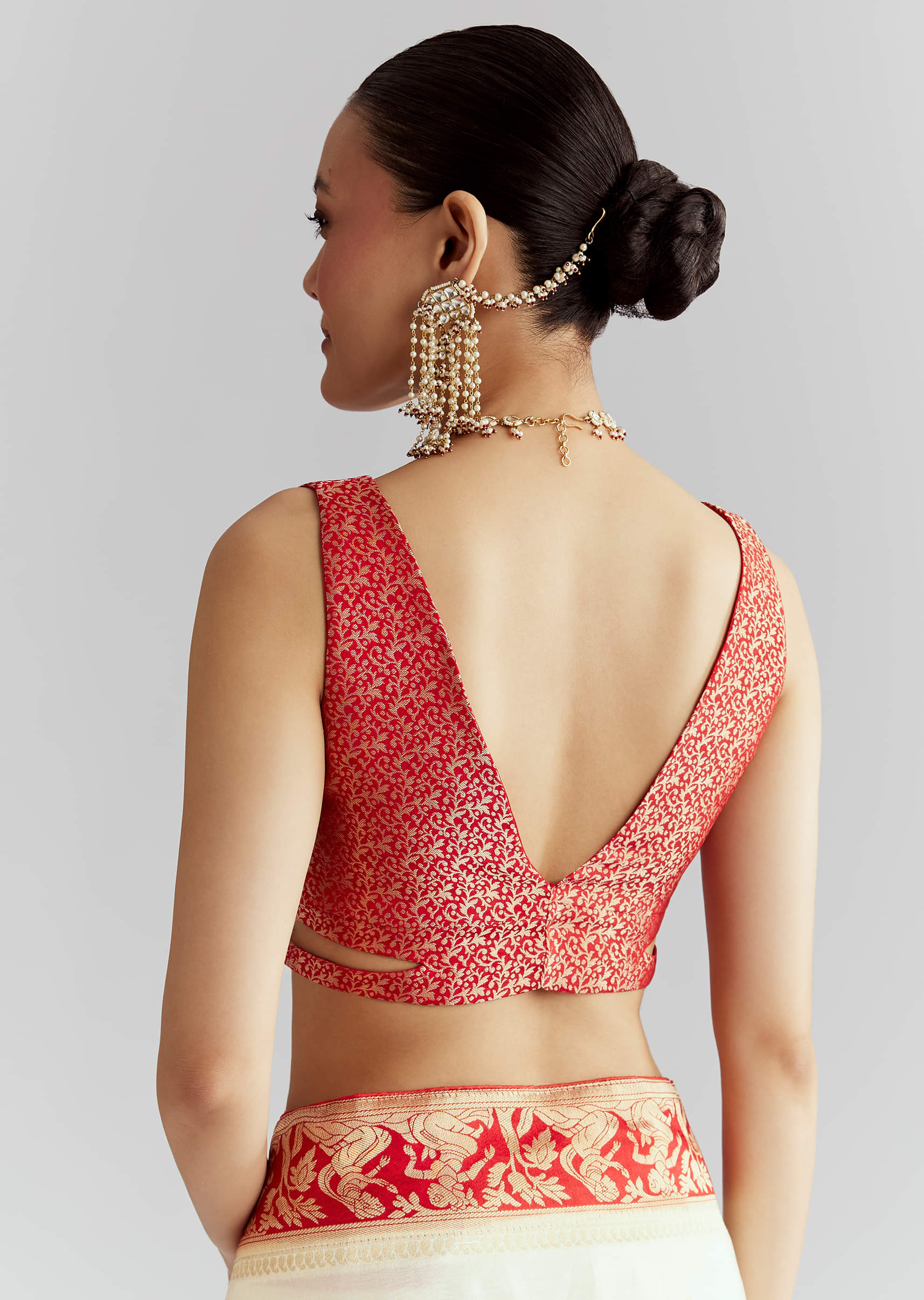 red-silk-woven-saree-with-traditional-human-motifs-and-brocade-work-sg350496-8.jpg