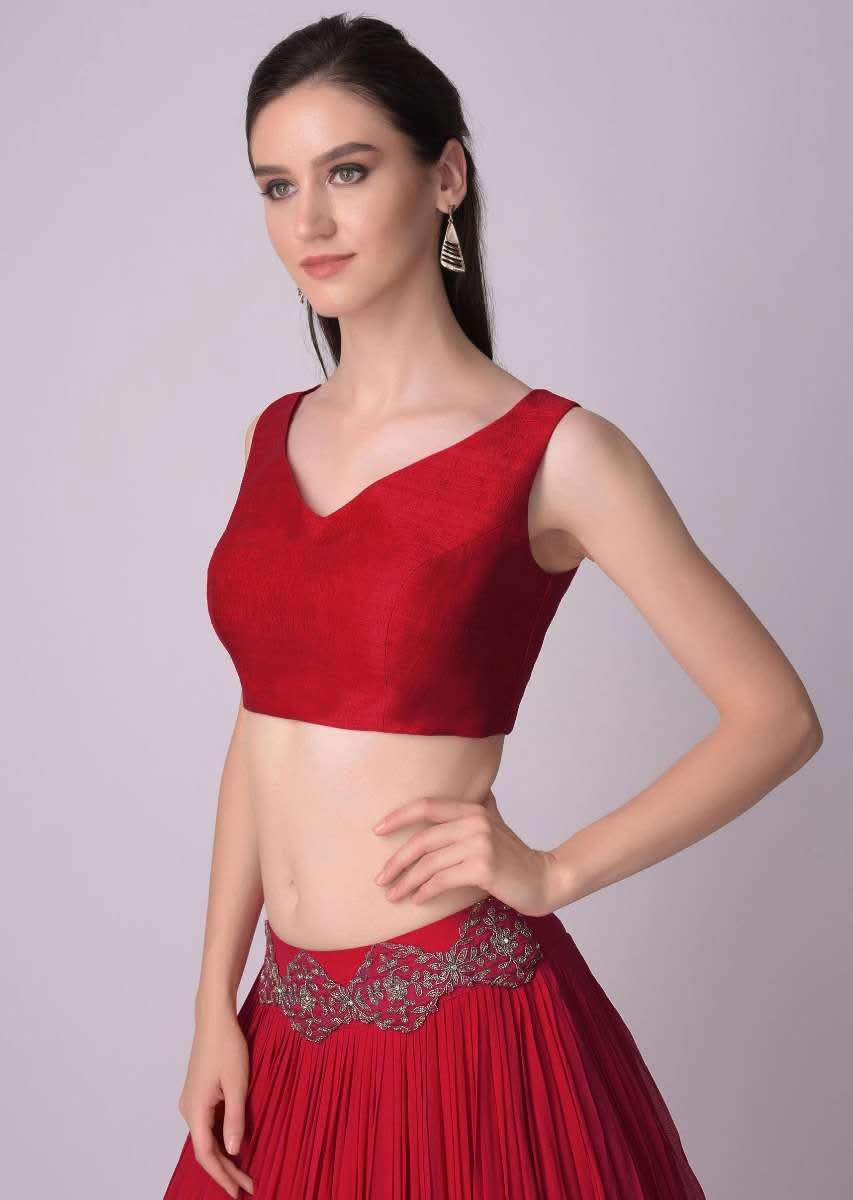 red-sleeveless-blouse-with-double-tie-up-tassel-dori-at-the-back-online-kalki-fashion-m001509617y-sg31200_5_d3622385-e4e5-4bbc-9e25-7ace248a968b.jpg