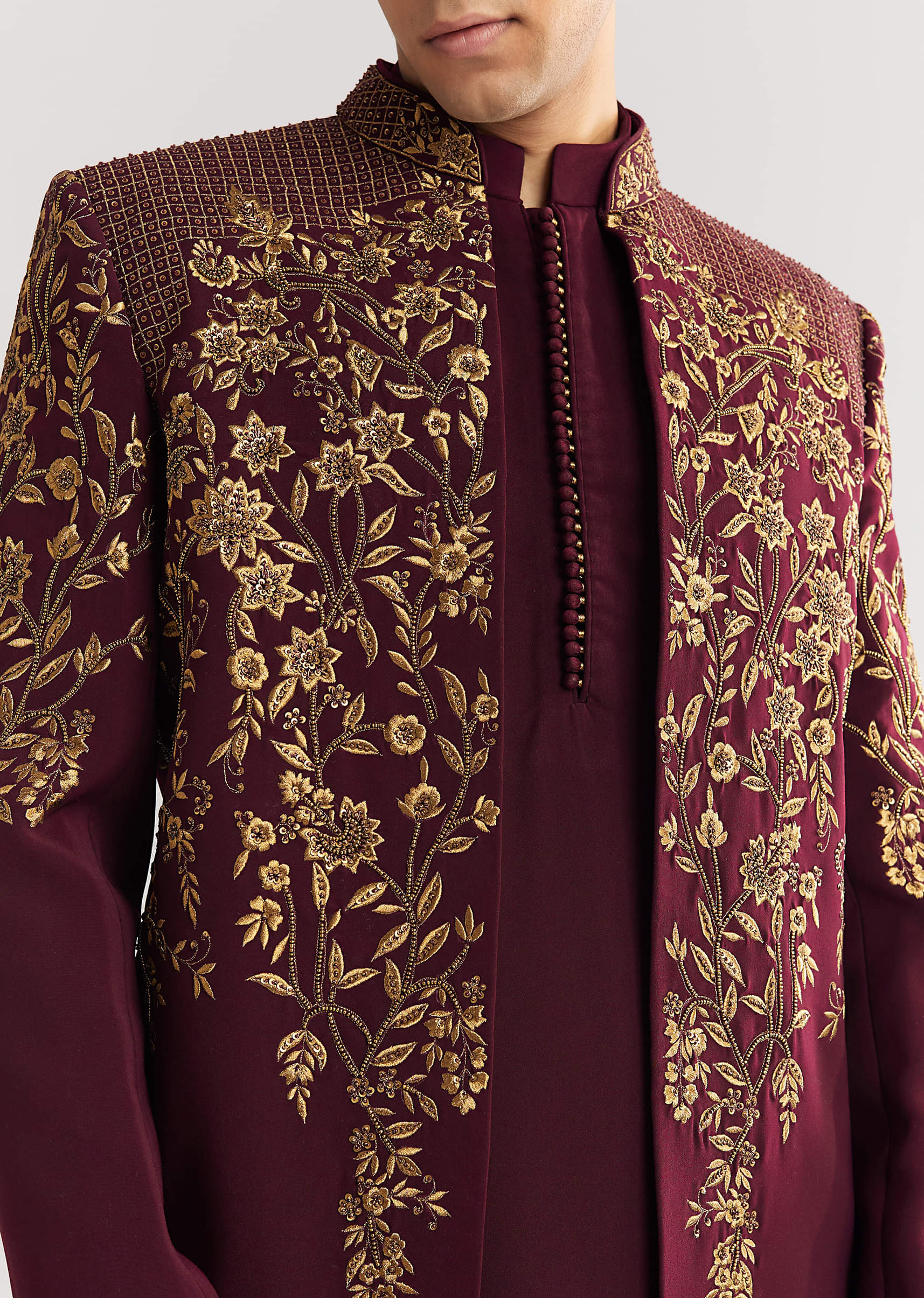 red-suiting-indo-western-with-zardosi-floral-work-sg311629-3_1_5c257970-c9c1-44cd-a07e-925b553822a6.jpg