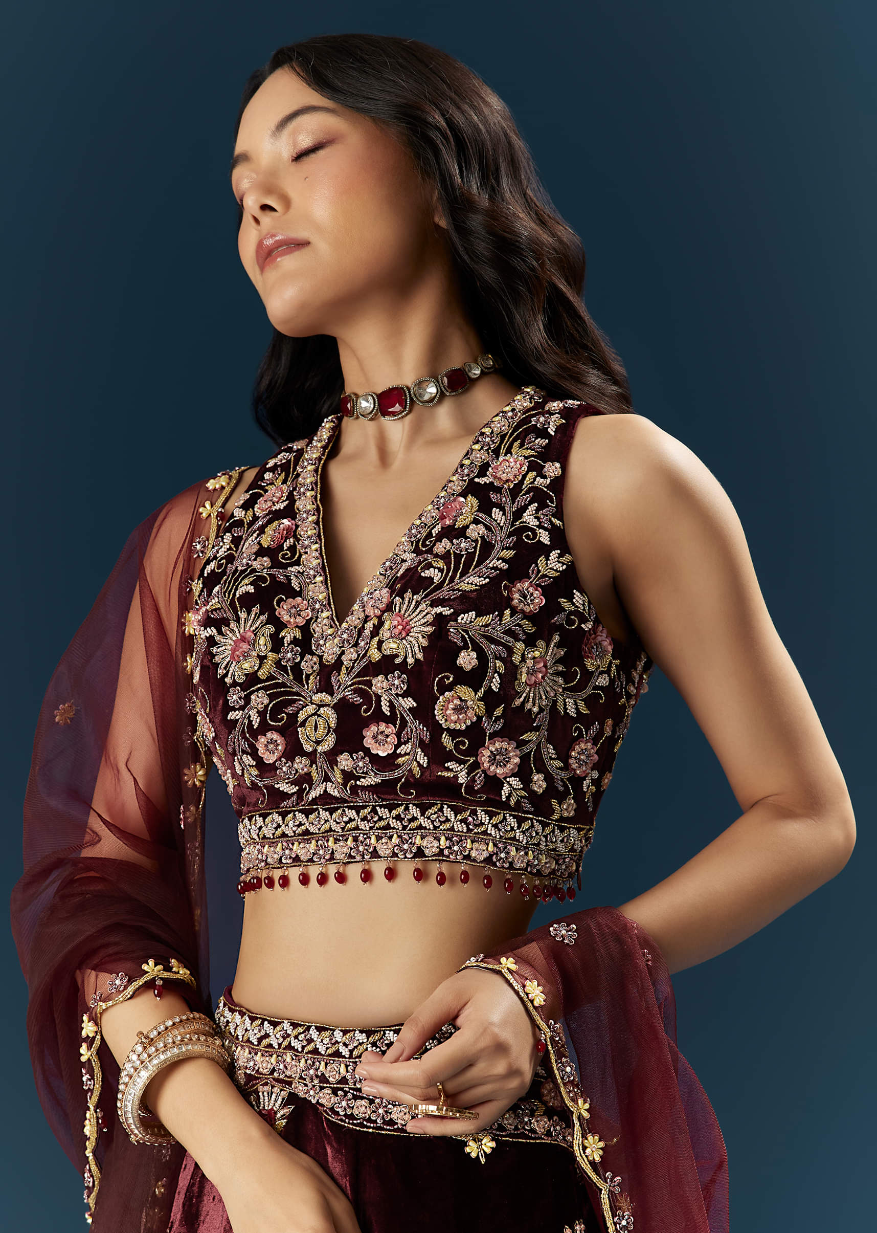 red-velvet-bridal-lehenga-with-cutdana-and-beads-embroidery-sg341016-4.jpg