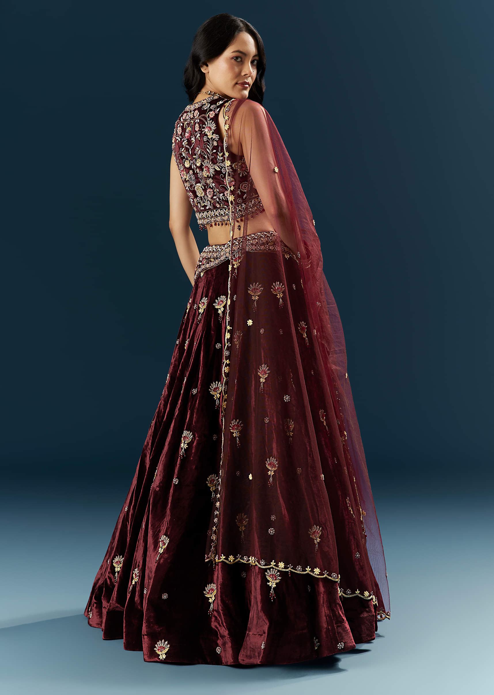 red-velvet-bridal-lehenga-with-cutdana-and-beads-embroidery-sg341016-5.jpg