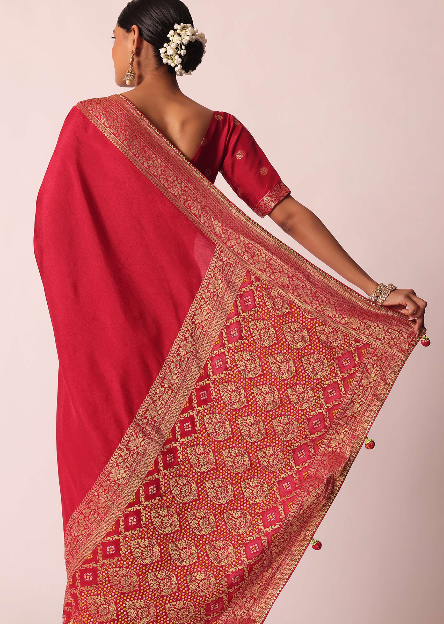 red_bandhani_silk-sg182581_11_d42d8252-85fb-41d5-94b9-c4f78e4532f1.jpg
