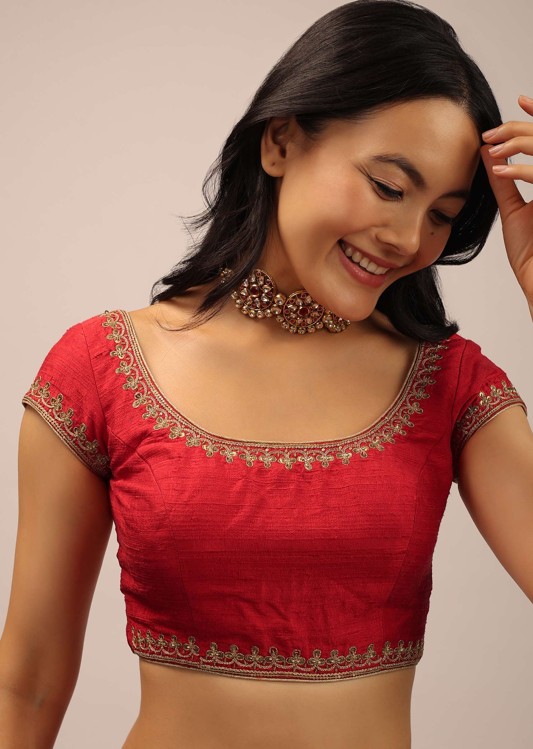 red_blouse_in_raw_silk_with_cap_sleeves_round_neckline-sg100143_4_469cf53b-c915-4e75-8db1-983a0e54c423.jpg