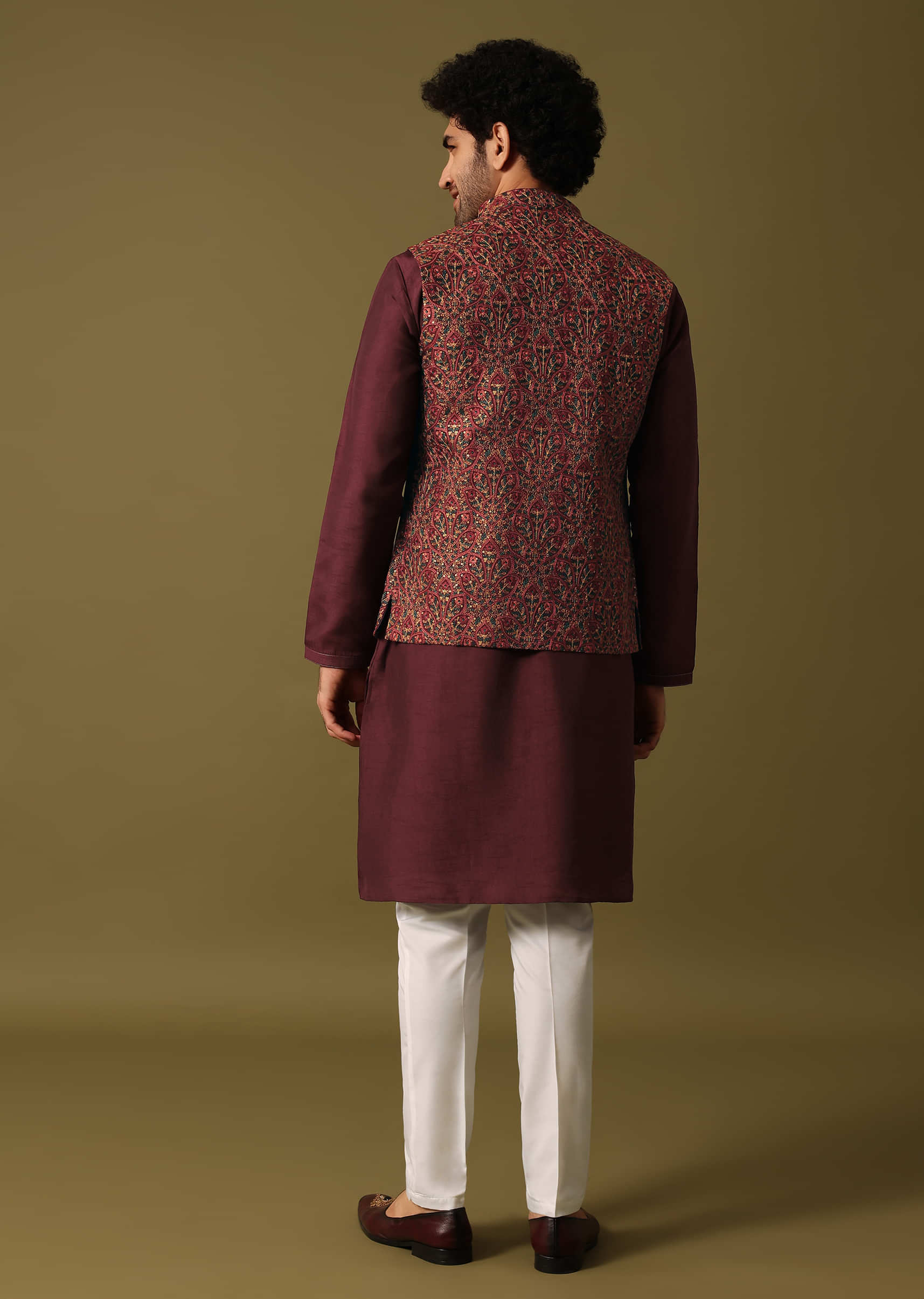 red_cotton_kurta_jacket_set_with_resham_work_for_men-sg209222_3_41f44fe4-05f6-41ff-8ef3-3576294b5315.jpg