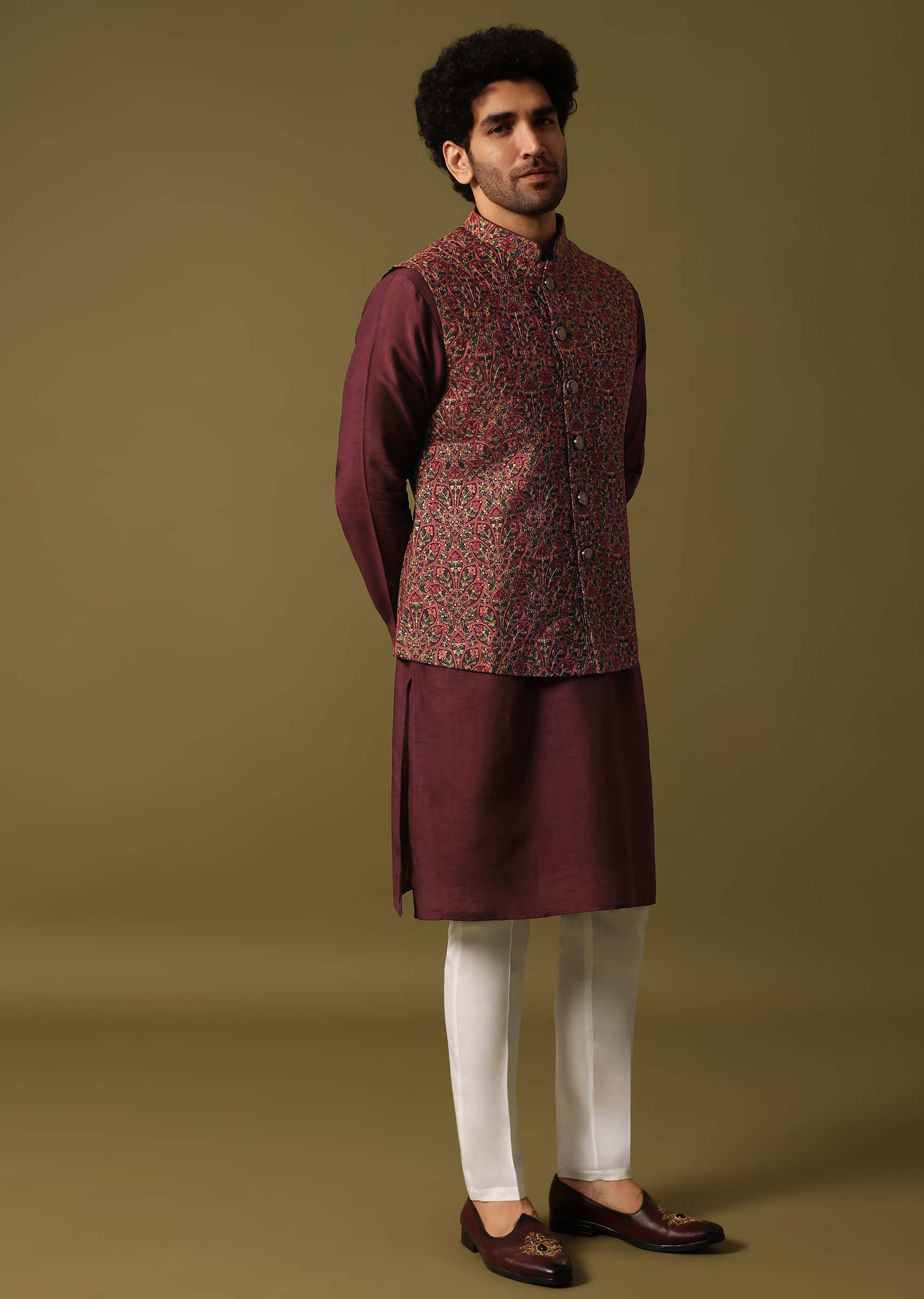 red_cotton_kurta_jacket_set_with_resham_work_for_men-sg209222_6_643d042d-8e16-45a8-b228-7e912c94c150.jpg