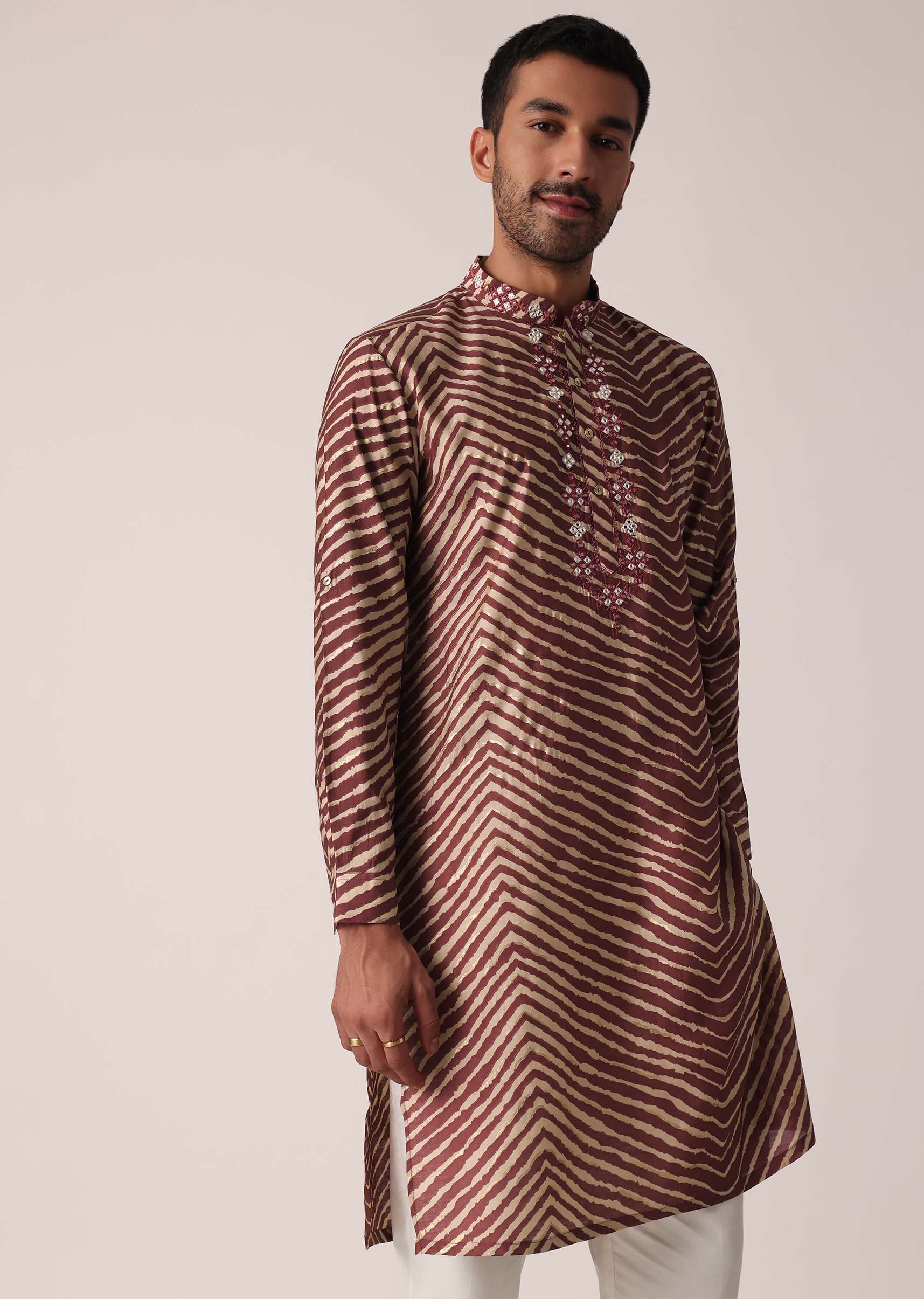 red_cotton_kurta_with_lehariya_print_for_men-sg213600_2_e9bde1a4-8559-42d1-a077-f0c2101036f5.jpg