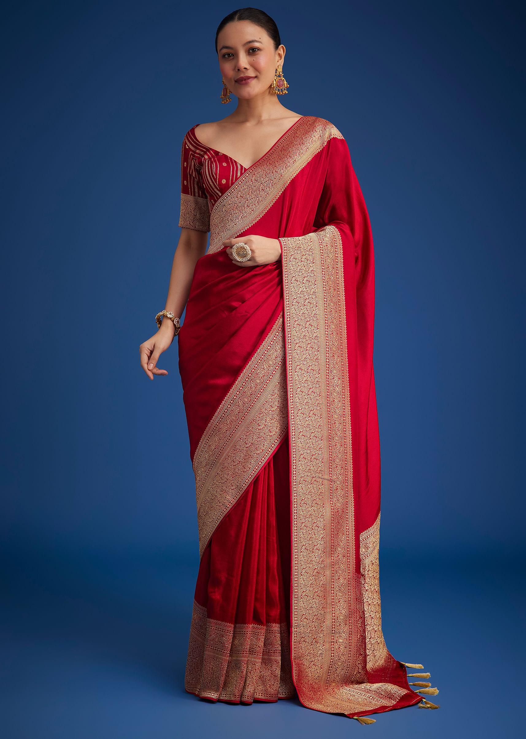 red_dola_silk_saree_with_zari_woven_border-sg276478_9_32ccf1d7-b8b0-45e9-ad26-e4ec44fd7416.jpg