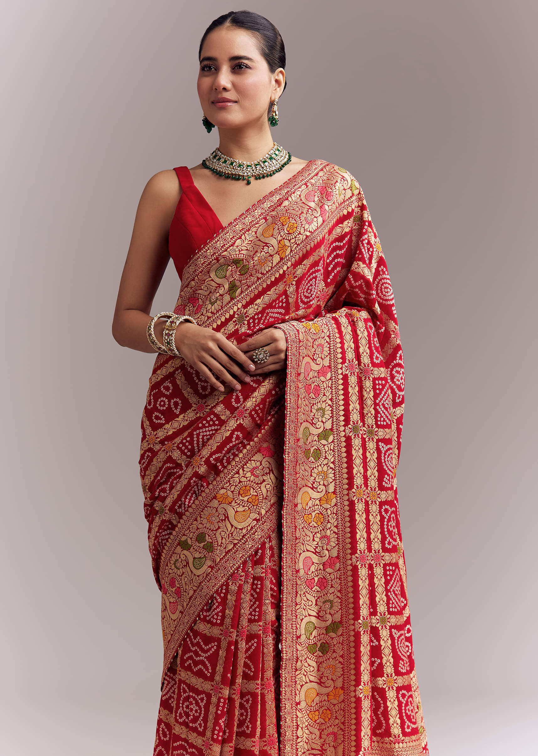 red_dola_silk_woven_saree_with_bandhani_and_floral-sg355040-9_5.jpg