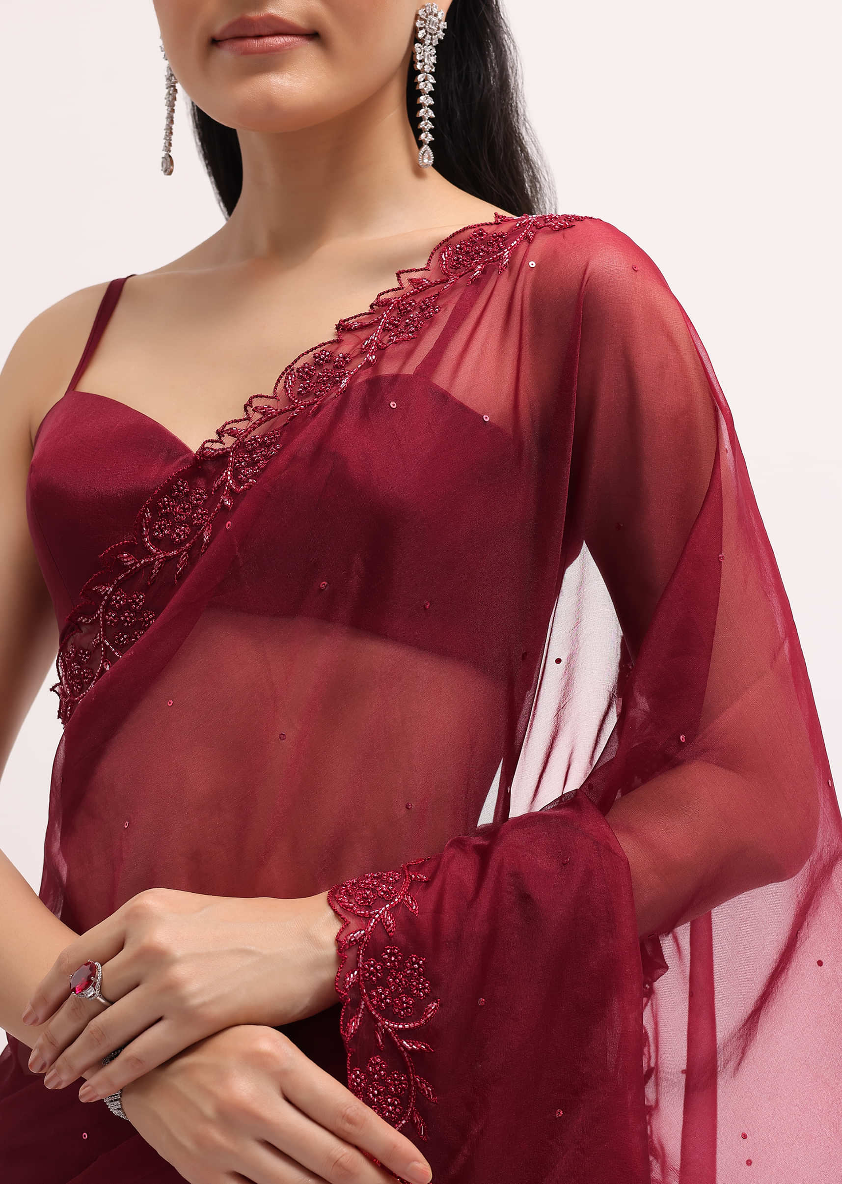 red_embroidered_organza_saree_with_unstitched_blouse-sg224931_6_a717fb1e-7d12-410d-a19f-3b0bb35aaa18.jpg
