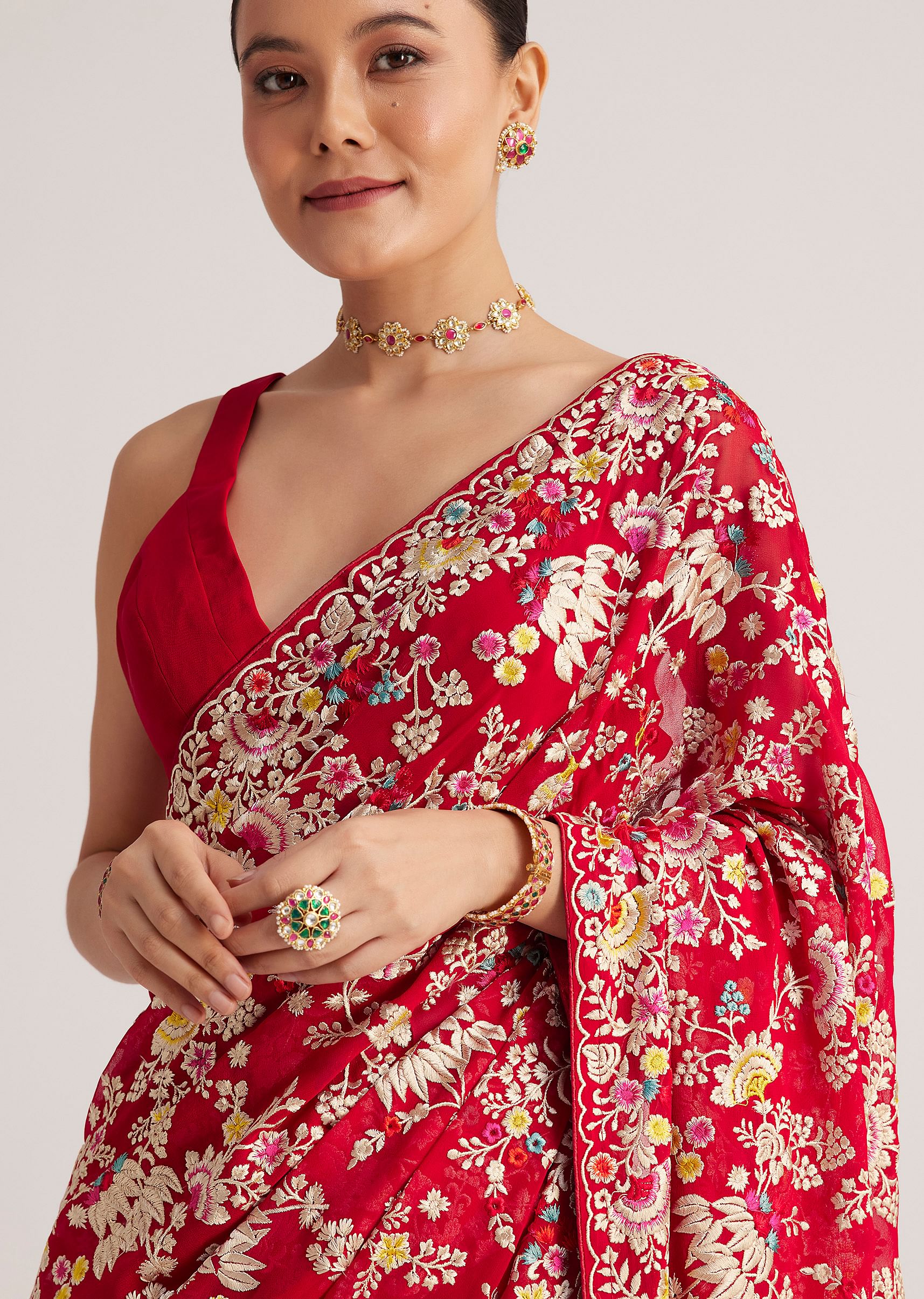 red_georgette_parsi_gara_saree_with_multicolor_thread_embroidery-sg262218_12_a8e8bd8d-67fc-44b8-9685-dabfa374654f.jpg