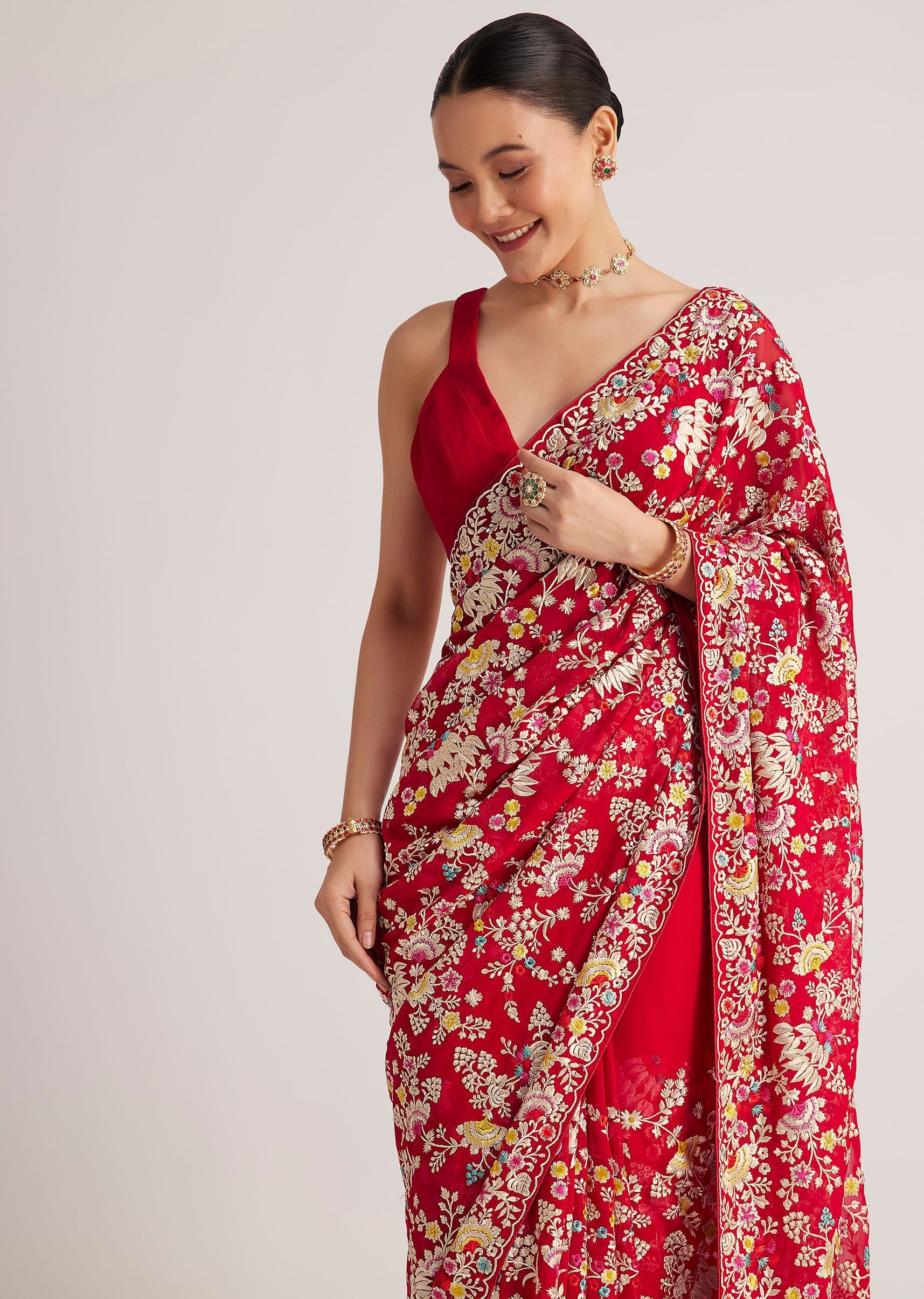 red_georgette_parsi_gara_saree_with_multicolor_thread_embroidery-sg262218_13_c9ed7c82-68ca-4f85-b72d-ef491782955f.jpg