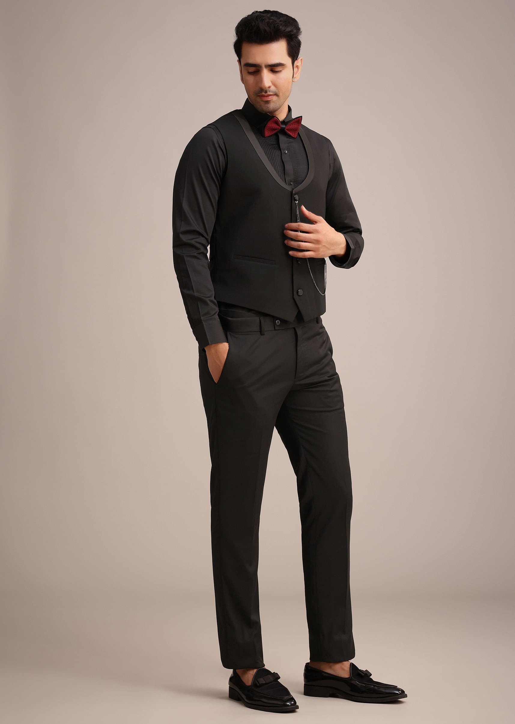 red_knit_tuxedo_set_with_pocket_square-sg248436_8_5cdd4672-ad74-41d9-961c-9e23b459f7c0.jpg