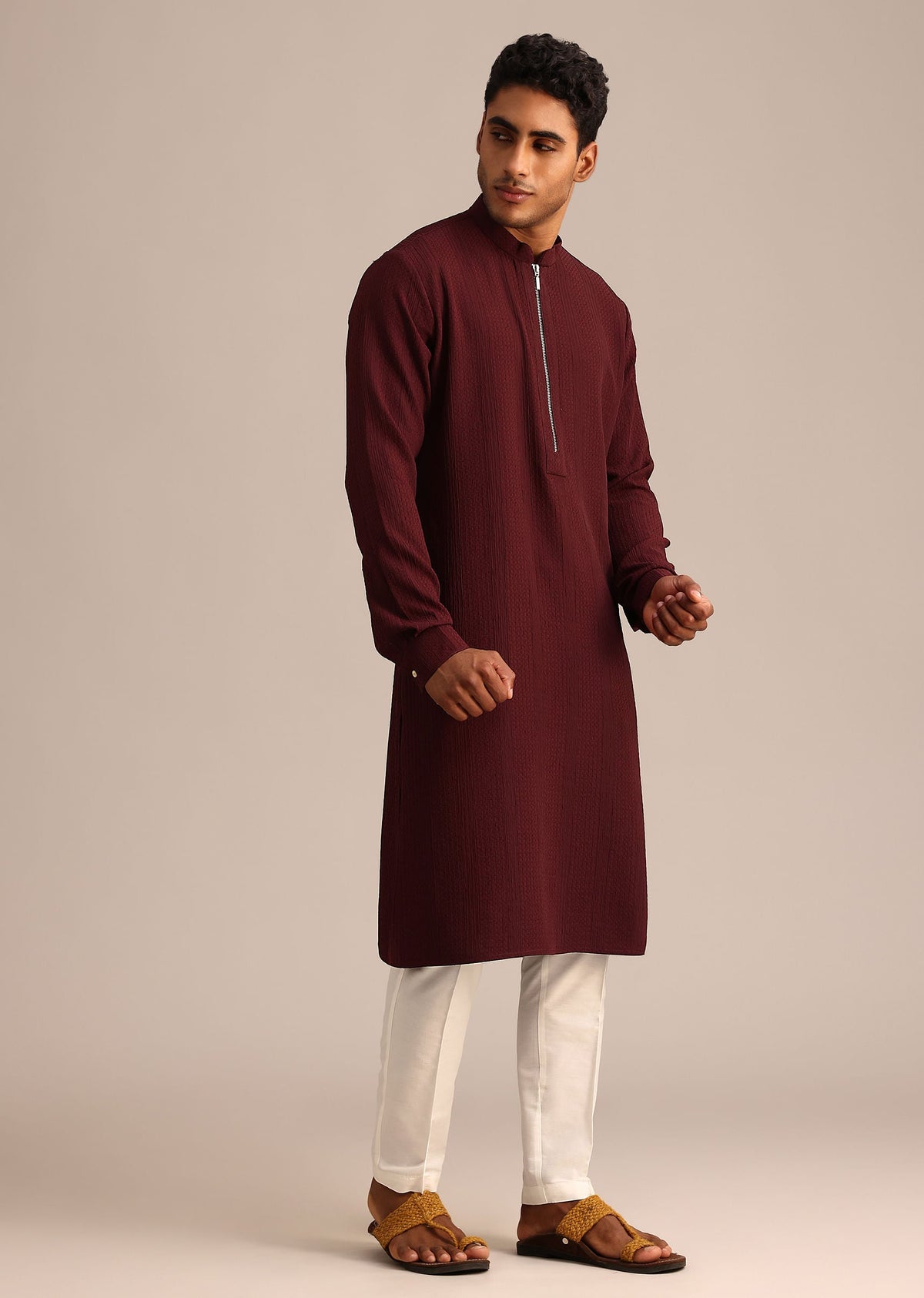 red_kurta_set_with_mandarin_collar-sg263983_6_51cd4edc-3185-467e-adbe-9c775dbb75df.jpg