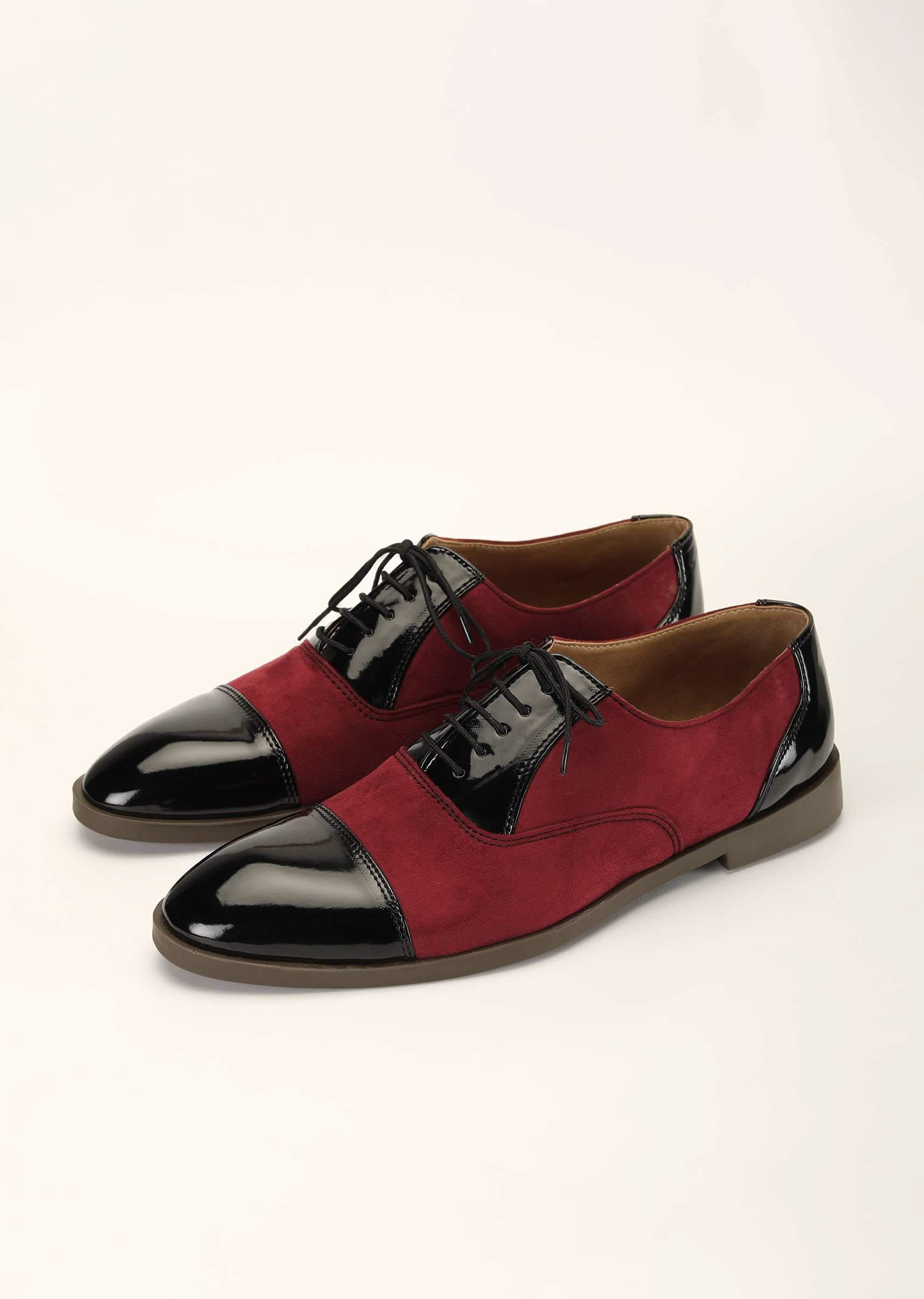 red_oxfords_in_suede_with_black_rexine_leather_detailing-m150nms902y-sg94493_2_a9fdf6c2-7af8-4626-8796-3e8397c7199a.jpg