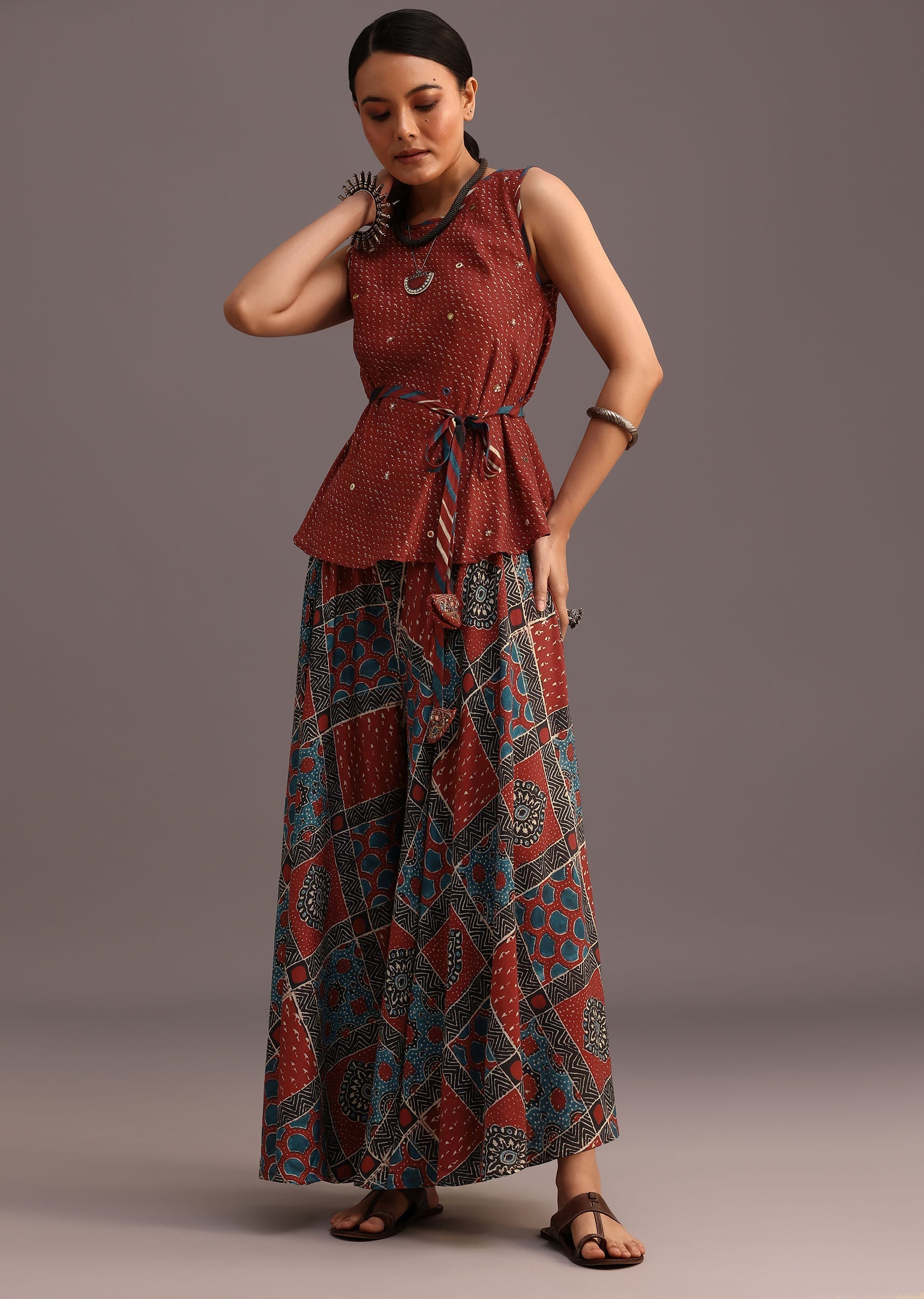 red_printed_kurti_palazzo_set_with_embroidery-sg275063_7_3da3708c-dabc-452f-a95f-b3c5868ceed2.jpg