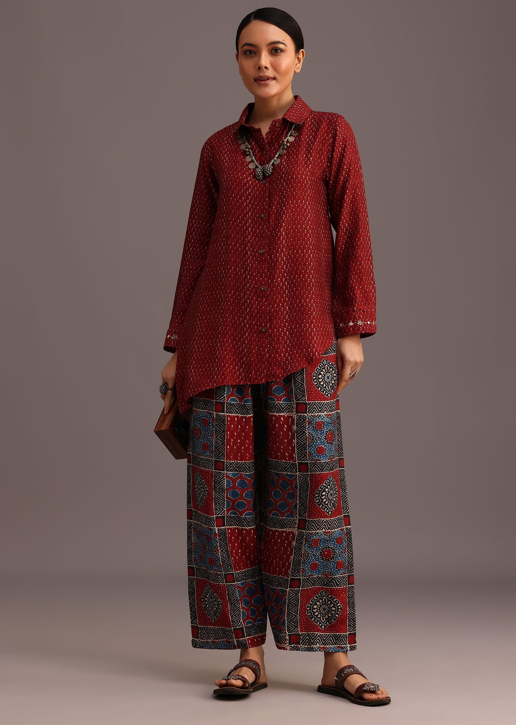 red_printed_shirt_and_pant_with_embroidery-sg275116_8_b5188295-13e9-449c-a8b8-9c1eb75a3e9d.jpg