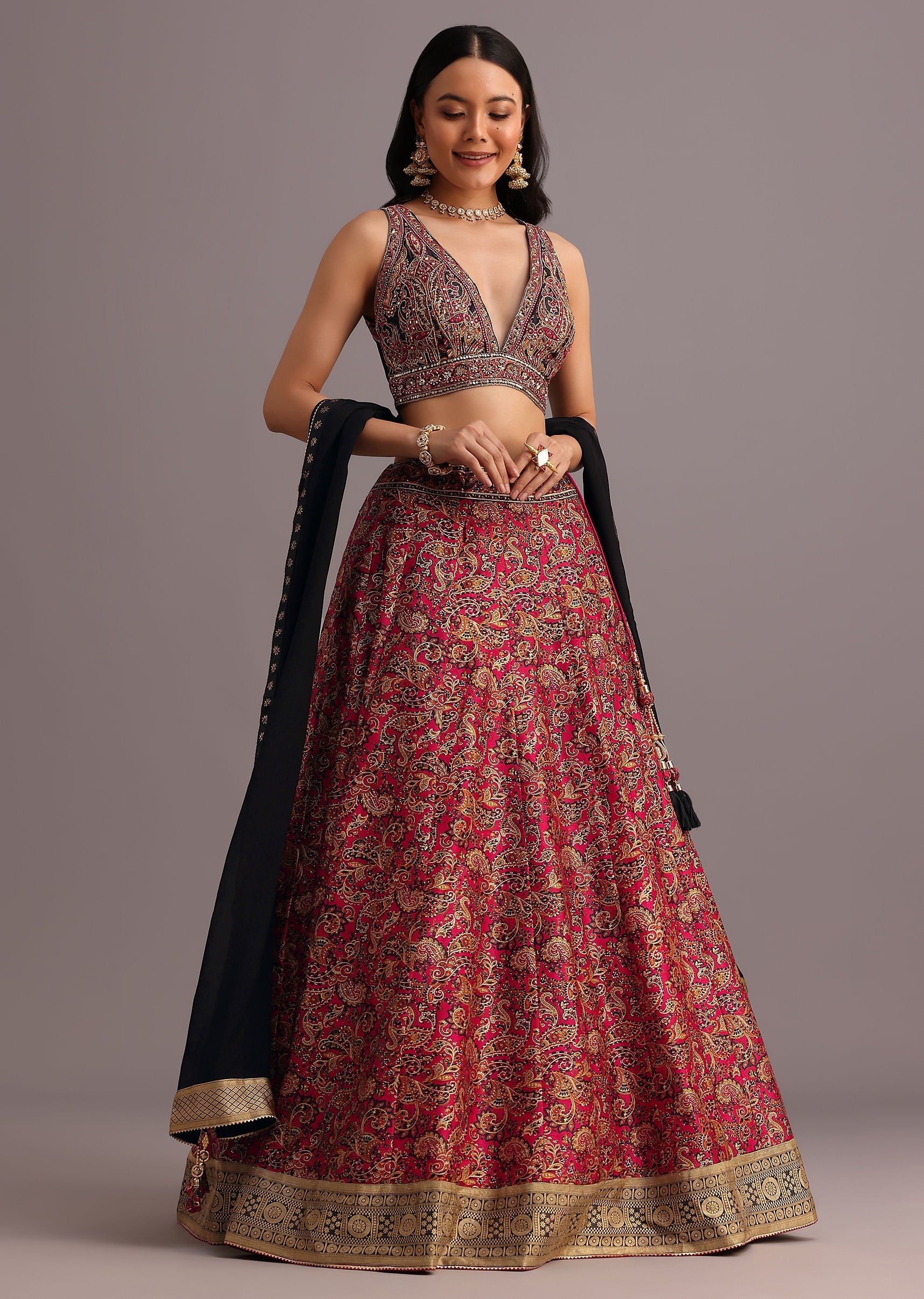 red_printed_zari_embroidered_lehenga_choli_with_dupatta-sg270494_7_0eb79ed0-6b80-49a9-93fd-6043758e403a.jpg