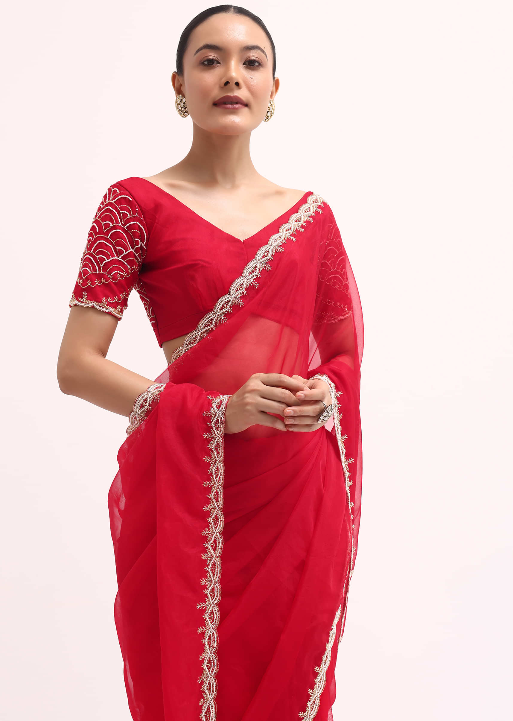 red_scallop_border_organza_saree_with_unstitched_blouse-sg218808_6_2841e358-22ee-4819-b7b3-46c6fa8d8ab1.jpg
