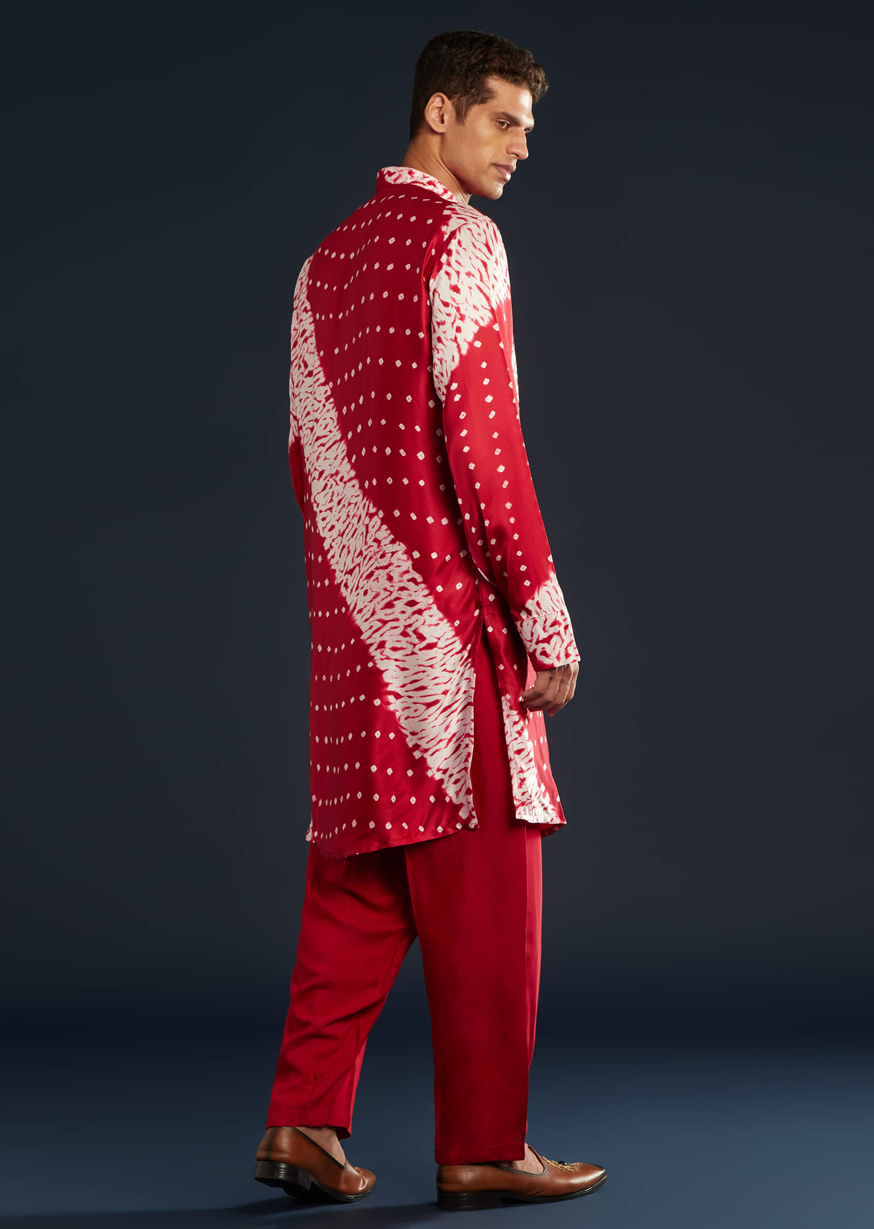 red_shibori_and_bandhani_print_kurta-sg349333-1-nosto_2.jpg