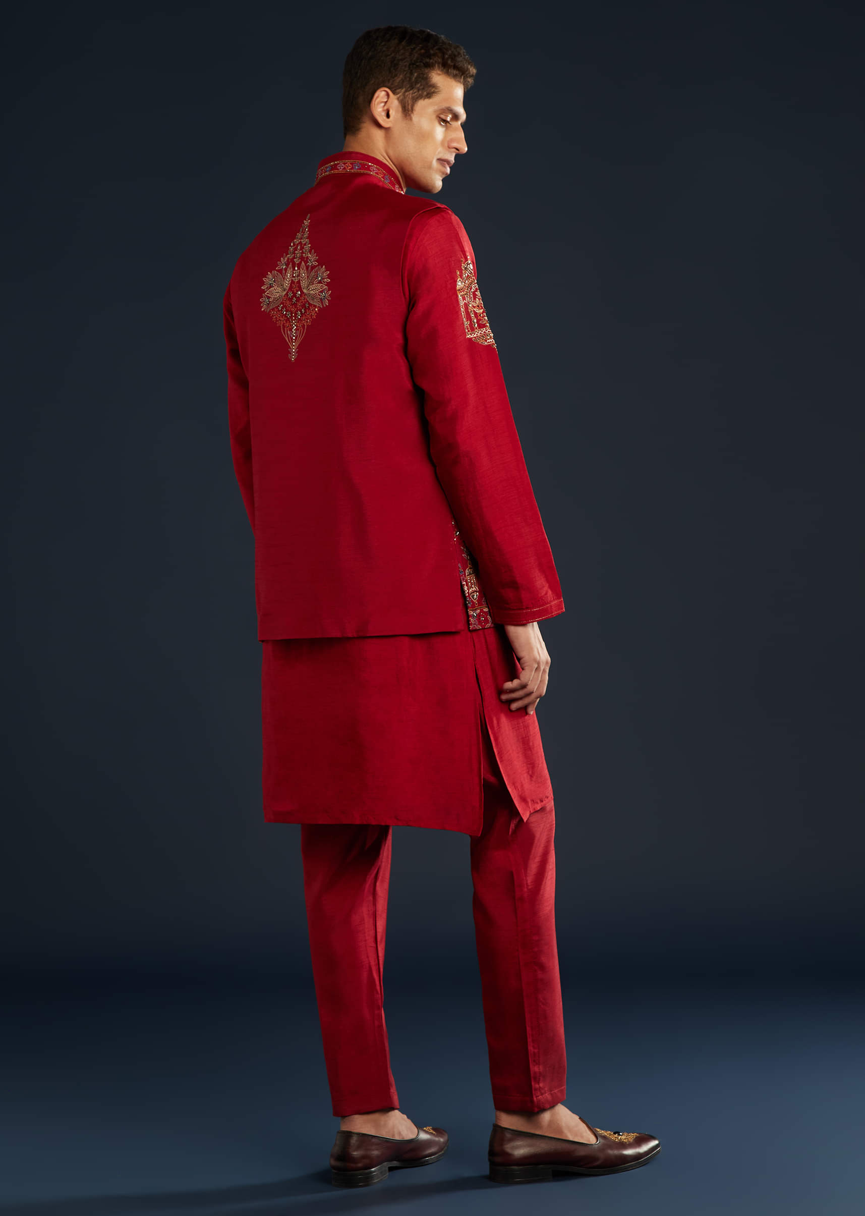 red_silk_jacket_kurta_set_with_cutdana-sg330398-1-nosto_2.jpg