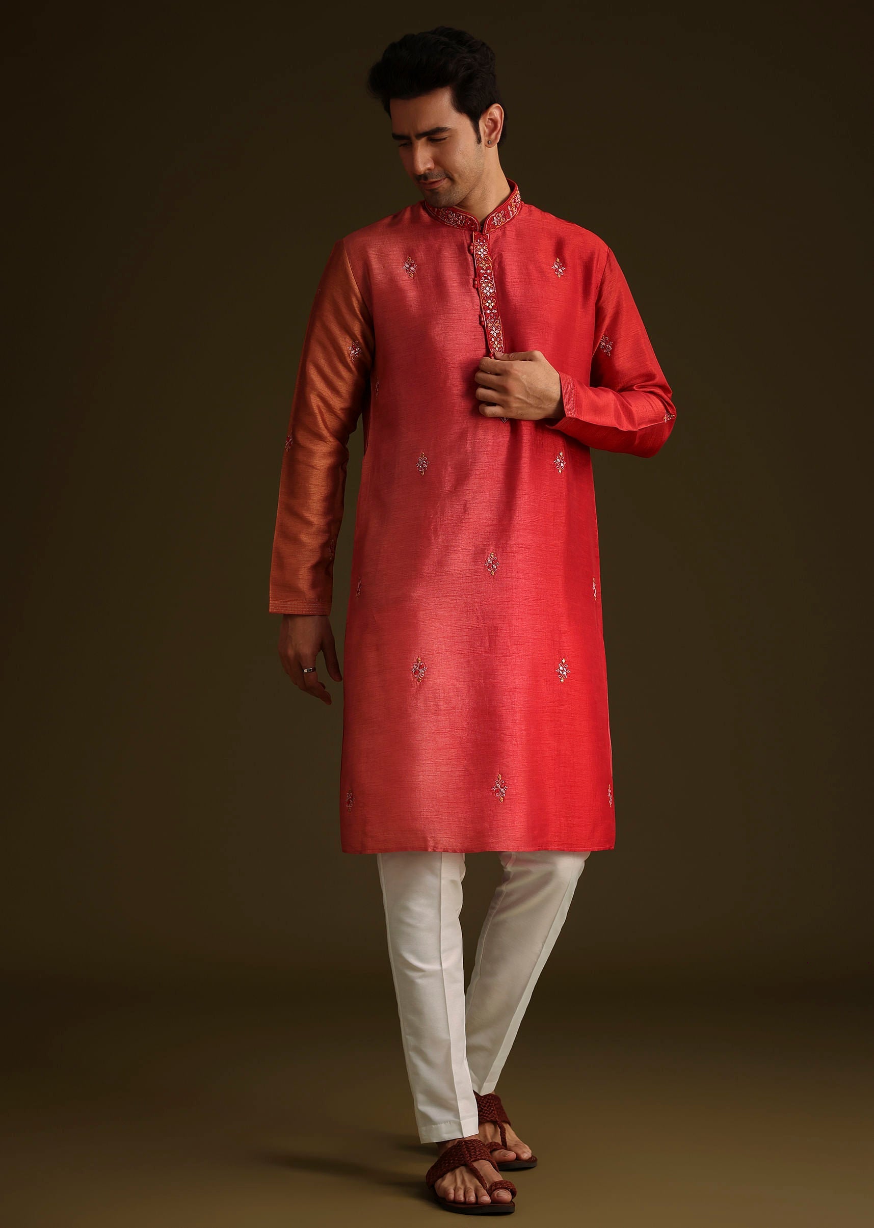 red_silk_kurta_set-sg263375_7_c217b7a3-4f10-4155-bb72-fac05fafbb50.jpg