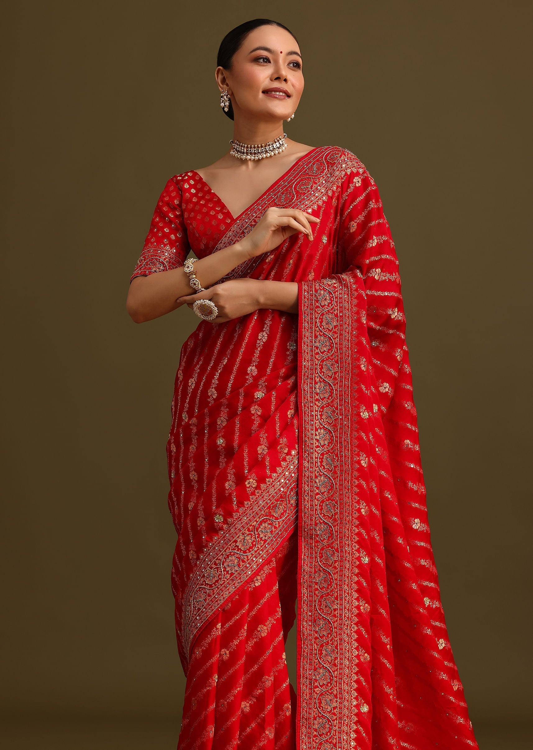 red_zardosi_embroidered_saree_with_unstitched-sg213169_4_e3762d2e-559f-402d-a5a3-01946276e3ab.jpg