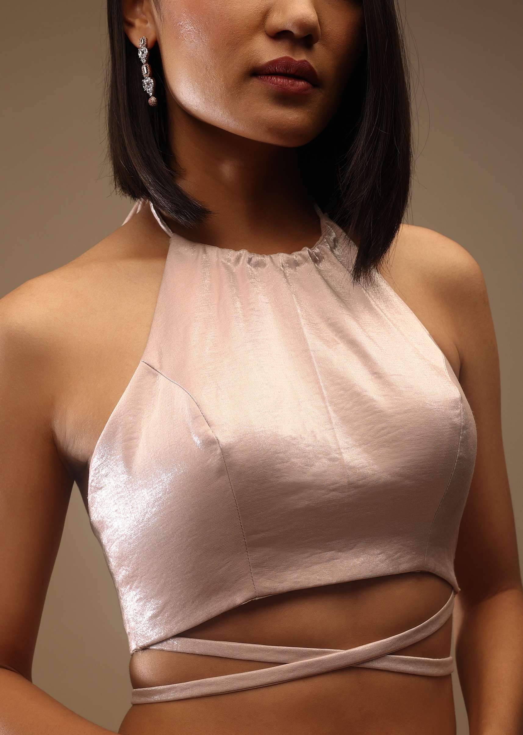 rosewater_satin_halter-m001blm570y-sg93787_6_874c422b-ce71-4b33-802b-1d3bddb10022.jpg