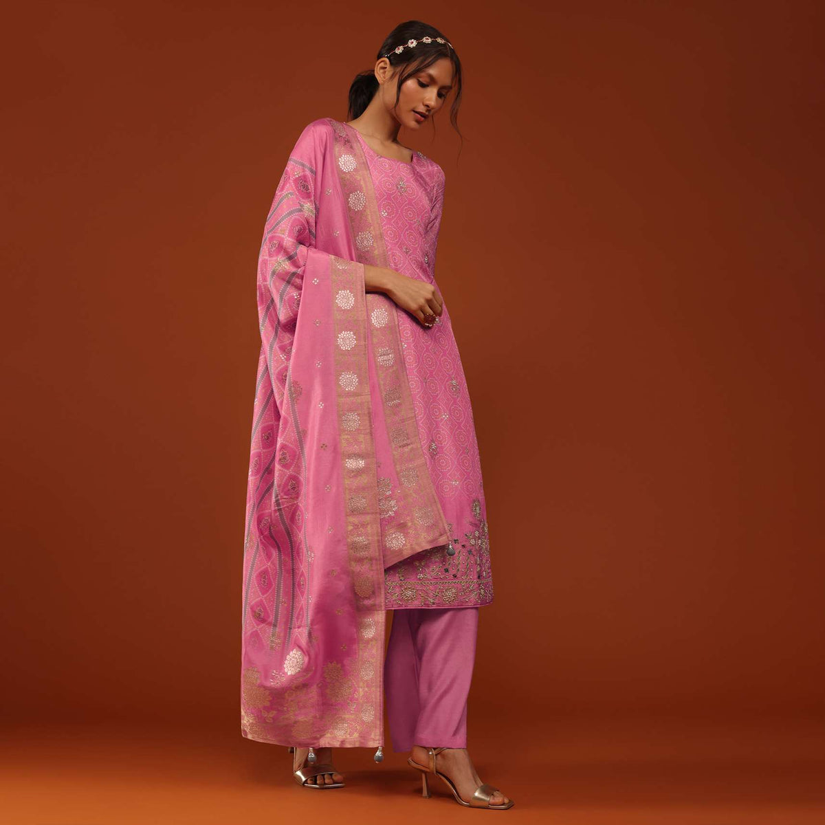 rouge_pink_bandhani-sg168736_7_54346390-d297-49c8-9434-2235aacaa636.jpg