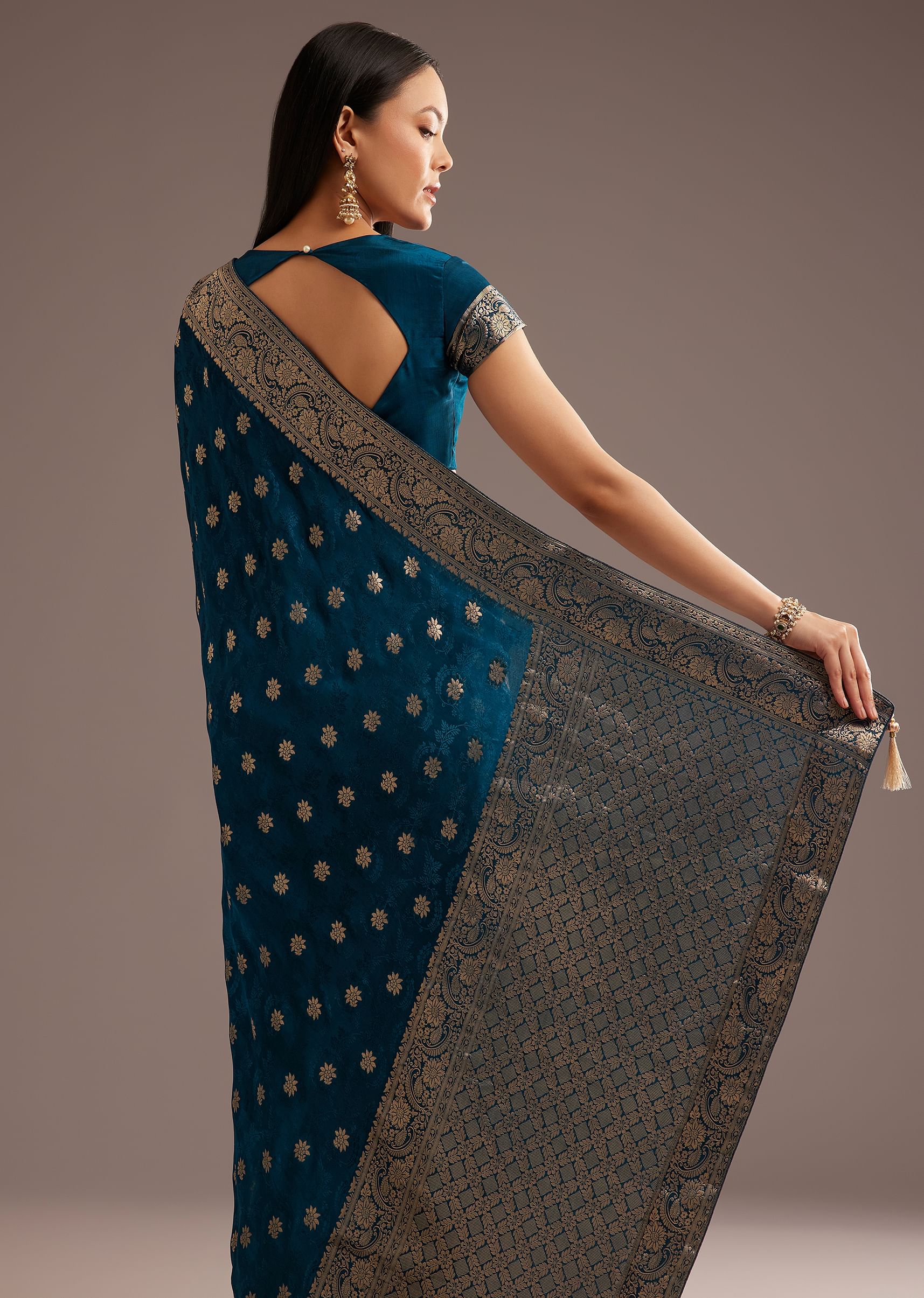 royal-blue-jaquard-silk-saree-with-zari-butti-and-brocade-border-sg292422-6_7a473a00-472e-480b-91ac-fde94c716aae.jpg