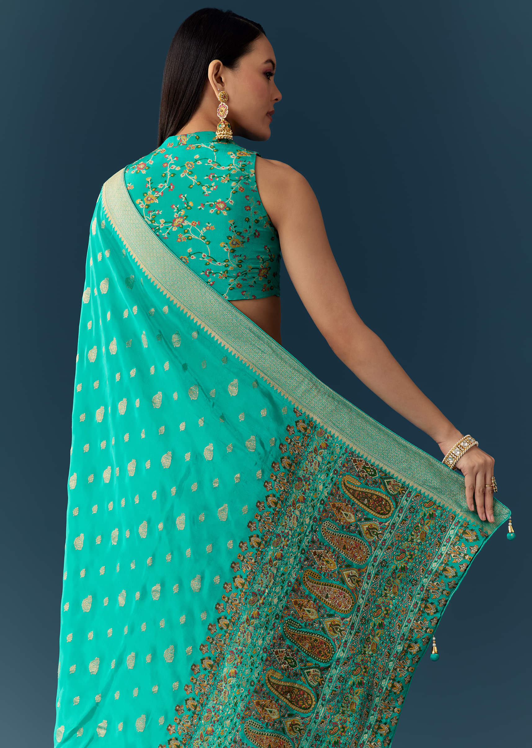 sea-blue-dola-silk-saree-with-woven-border-and-unstitched-blouse-sg350716-6.jpg