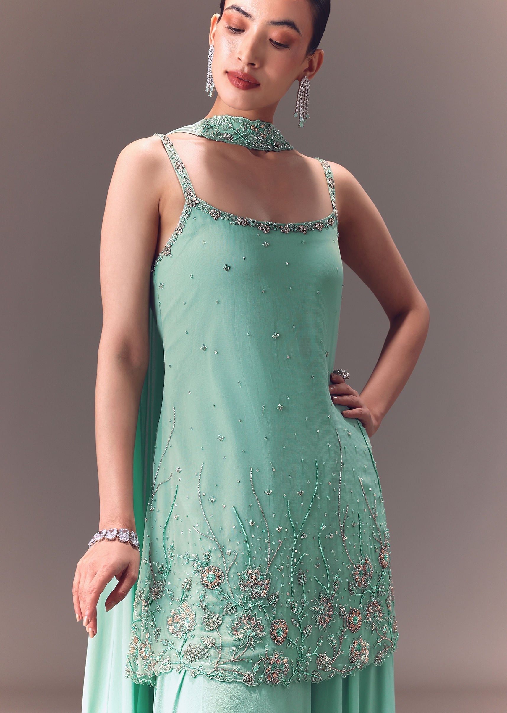 sea_green_kurta_sharara_set_with_choker_dupatta-sg270654_3_50db8f5b-c463-4f4c-a89c-abcbf210a23f.jpg