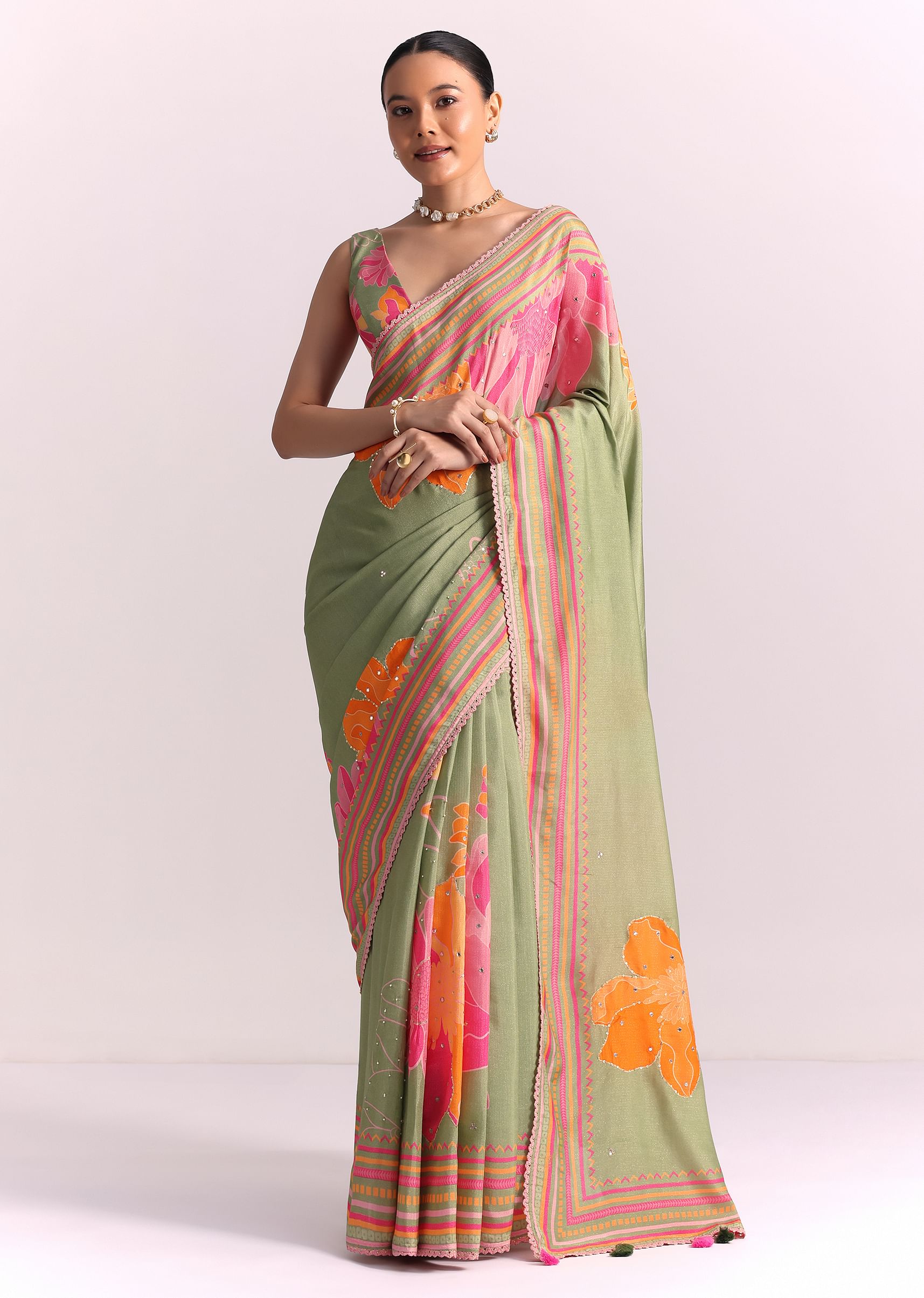 sg257762-green_floral_print_saree_with_mirror_work_8_e0739917-1377-4dbf-ba2b-94e186fed909.jpg