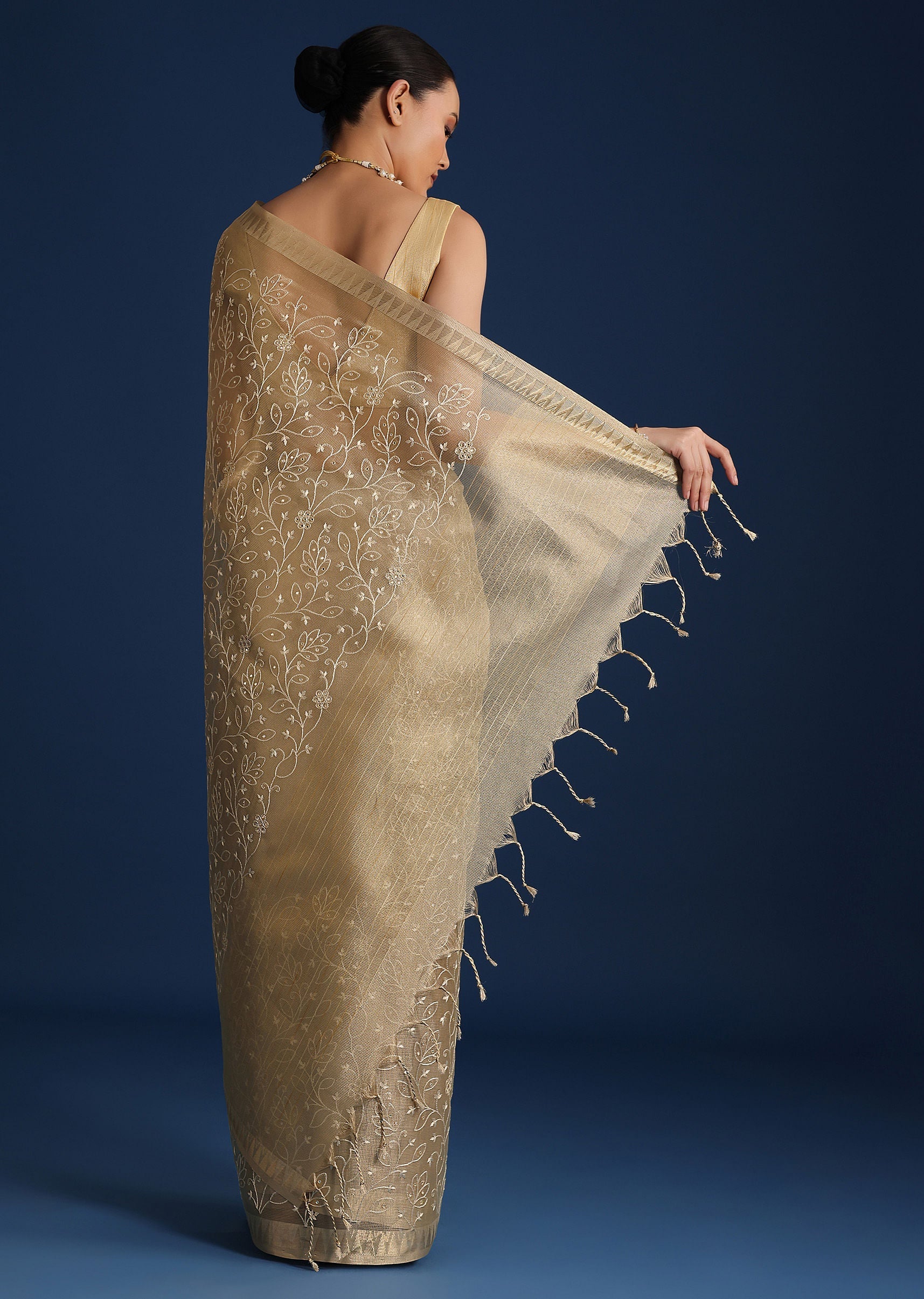 sg262441-gold_saree_in_tissue_silk_with_floral_resham_work_5_37b58236-b14c-4f97-93ab-639ffe1b6f04.jpg