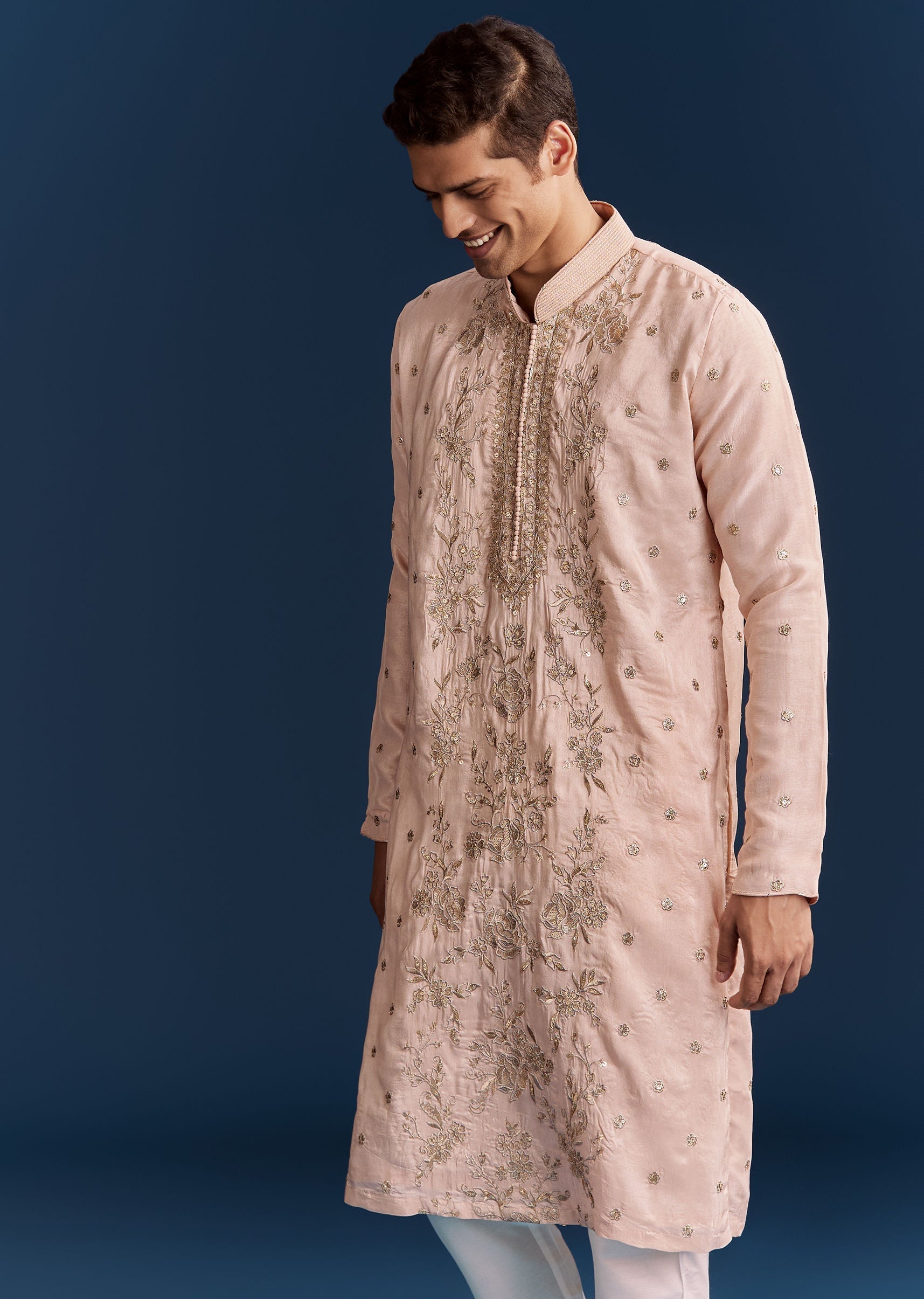 silk_kurta_set_with_resham_thread-sg323768-6_4_bcdb8c63-e597-4890-bf90-f37f95ff8b49.jpg