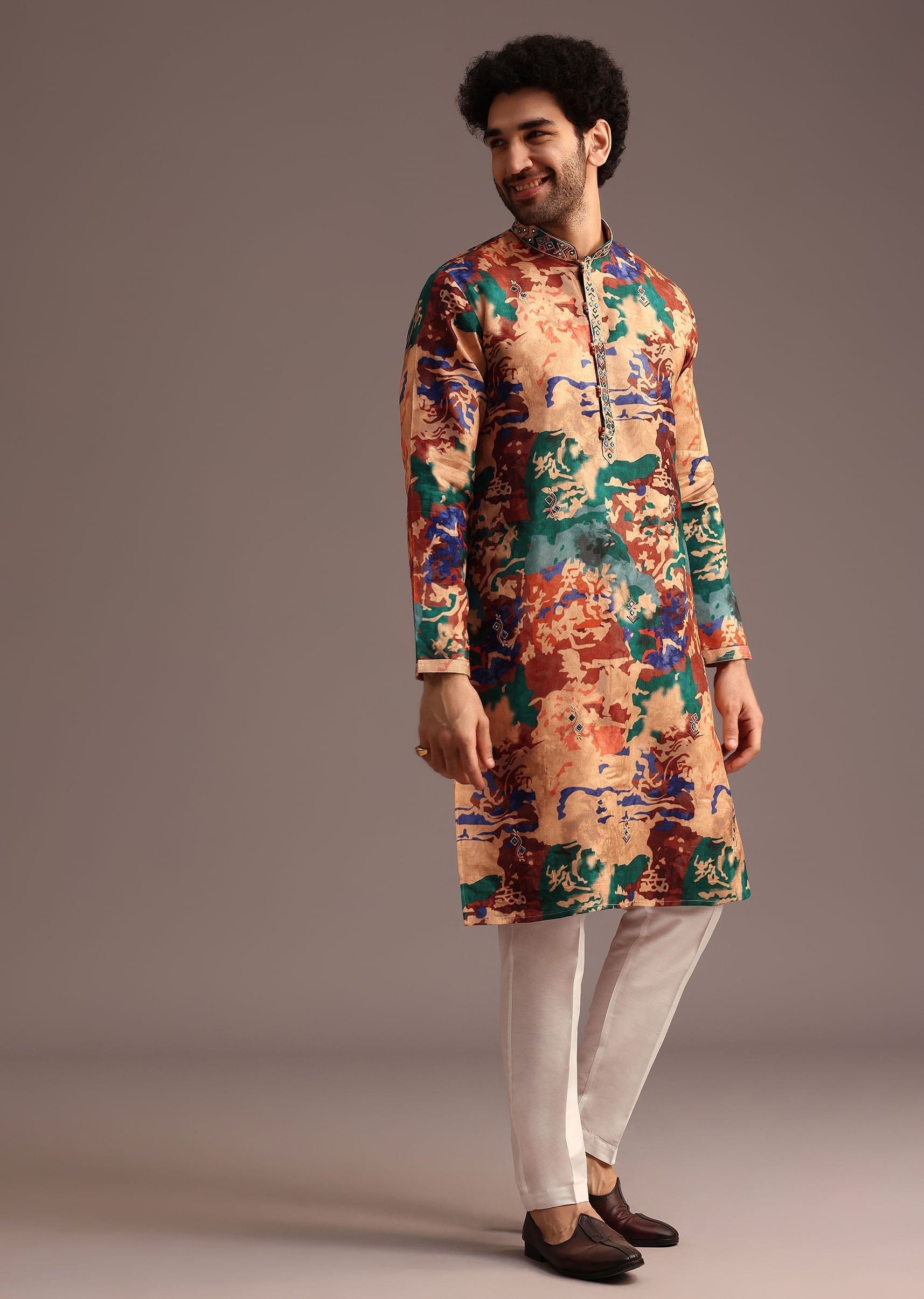 silk_multicolour_abstract_printed_kurta_and_pant-sg263719_6_94476738-101f-4396-aaf9-89d78ee50755.jpg