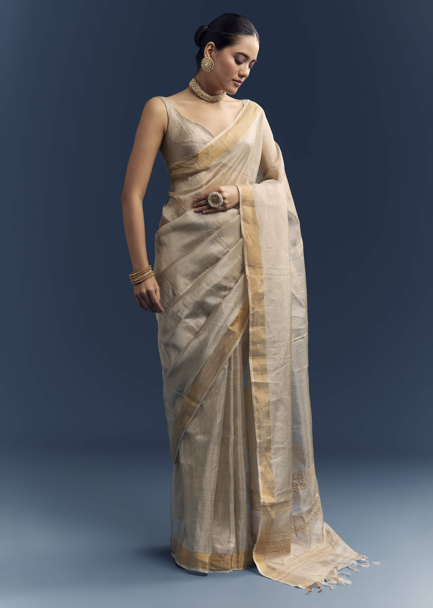 silver-grey-tissue-organza-woven-saree-with-golden-zari-work-sg346425-1.jpg
