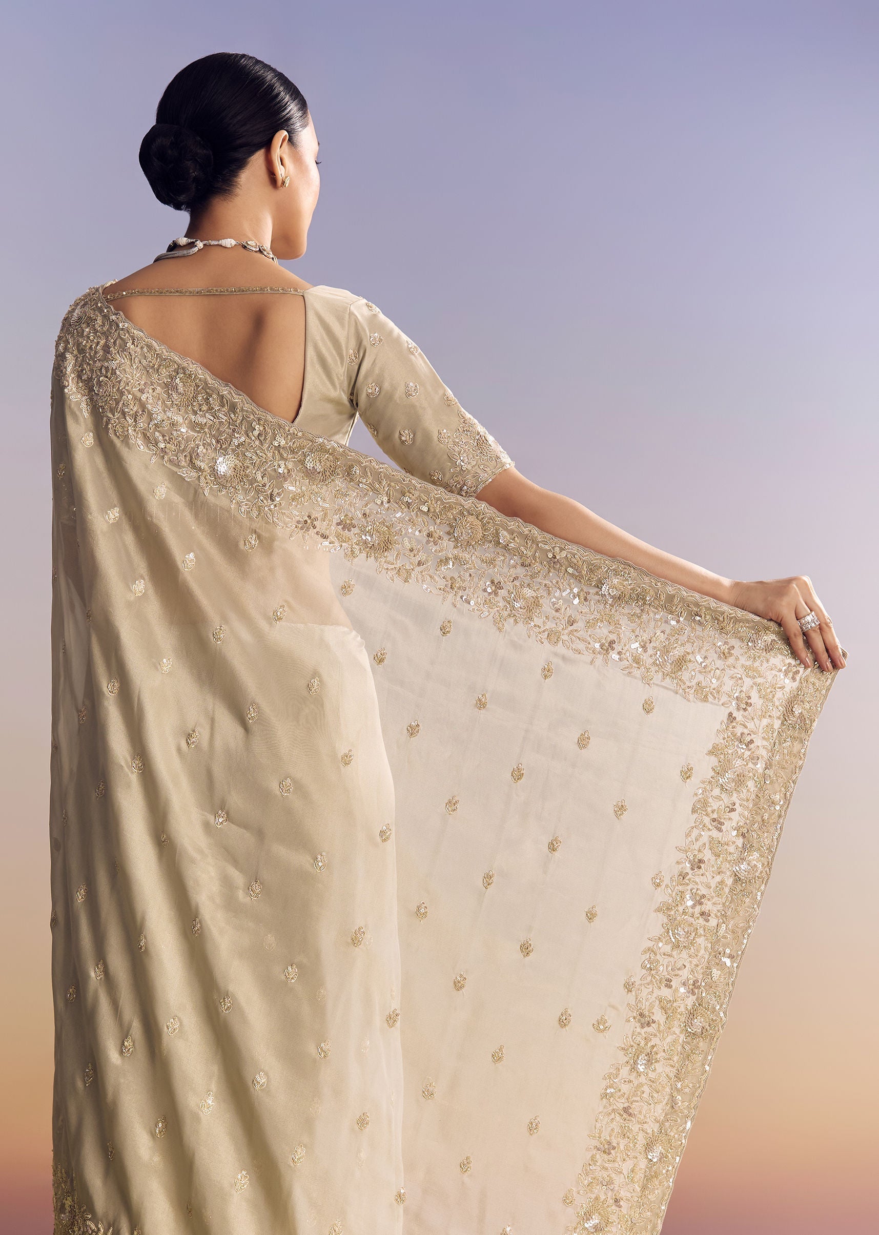 silver-tissue-saree-embellished-with-beads-and-sequins-sg319132-6_5a620cd2-4737-4623-b5d4-b106dd4a7d8d.jpg