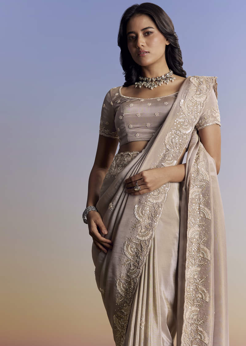 silver-tissue-saree-with-embroidered-scallop-border-and-sequin-moti-work-sg319865-1_8c4051d9-af19-4244-b1fe-76967069d092.jpg