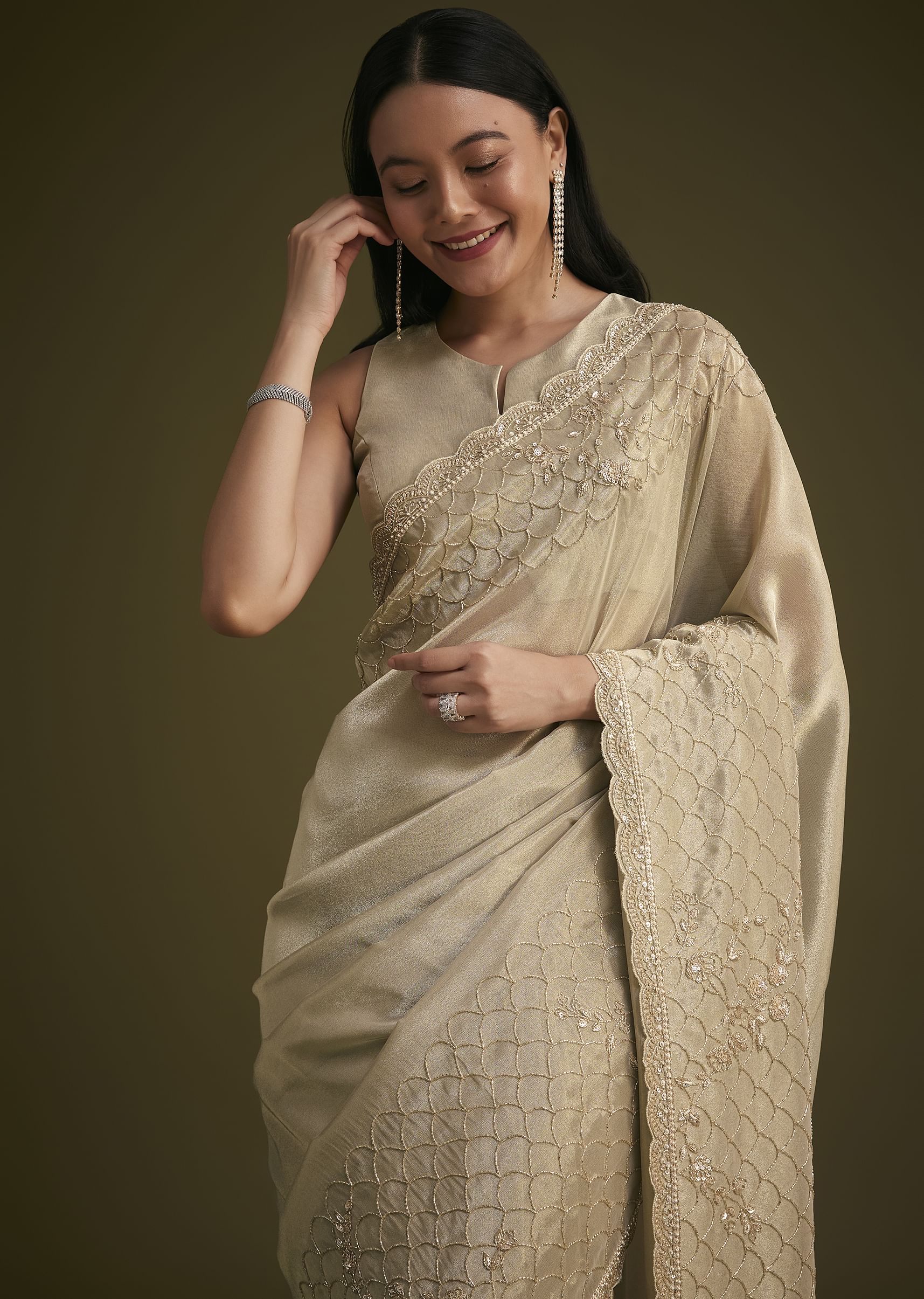 silver_beige_tissue_sequins_saree-sg284381_18_2d91324c-0607-481c-ac47-2051625a6d13.jpg